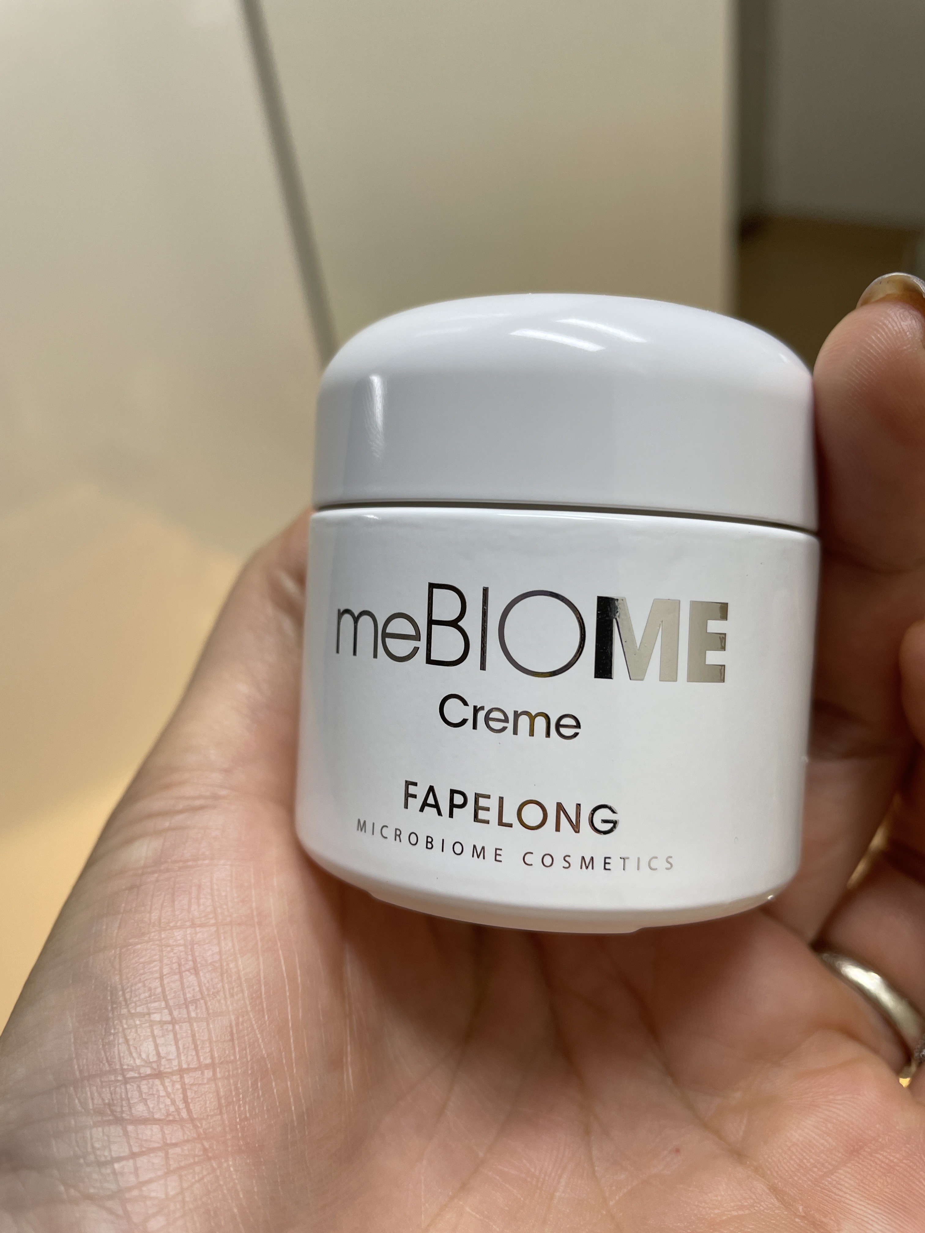 SmartStore review media