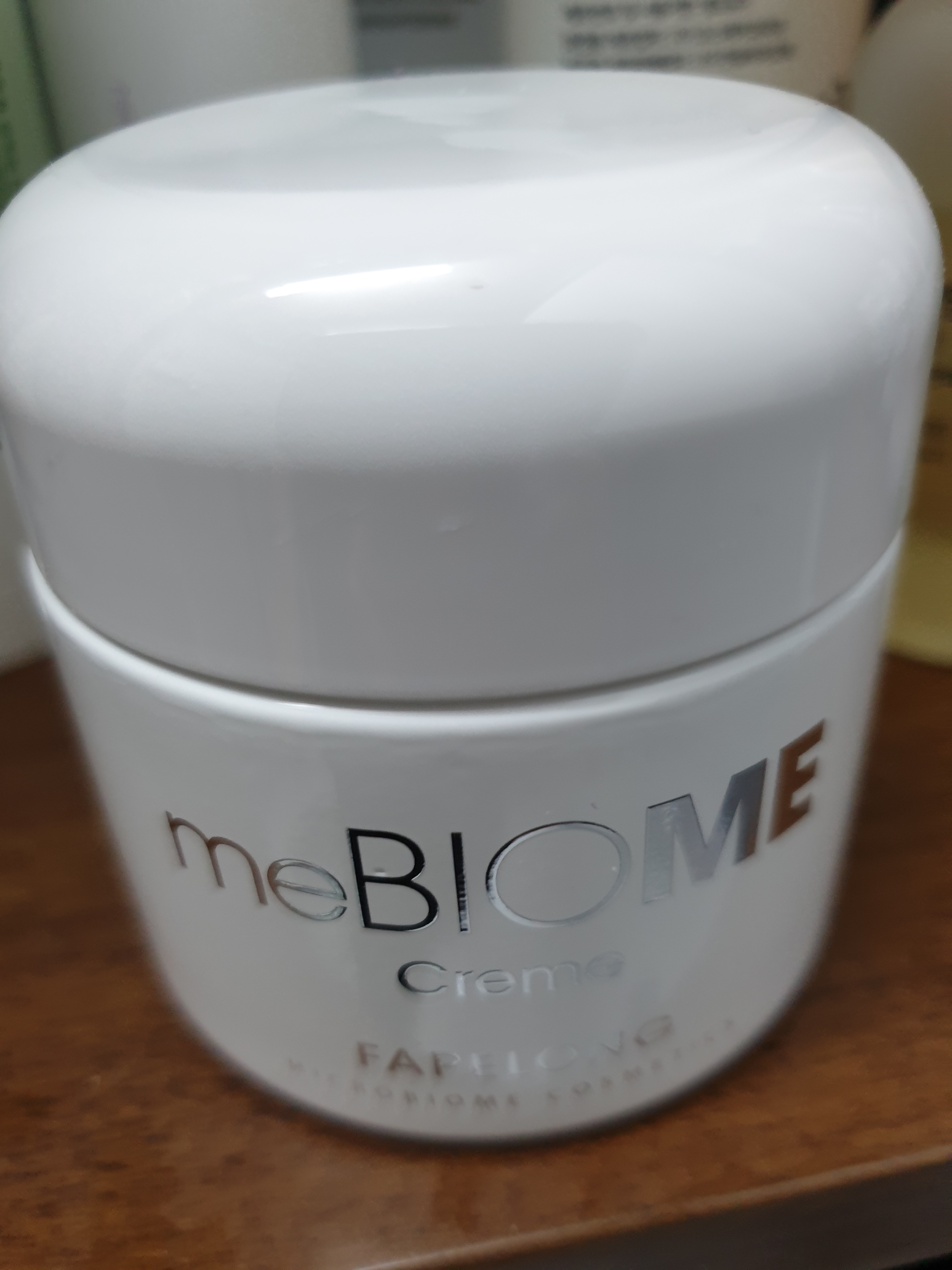 SmartStore review media