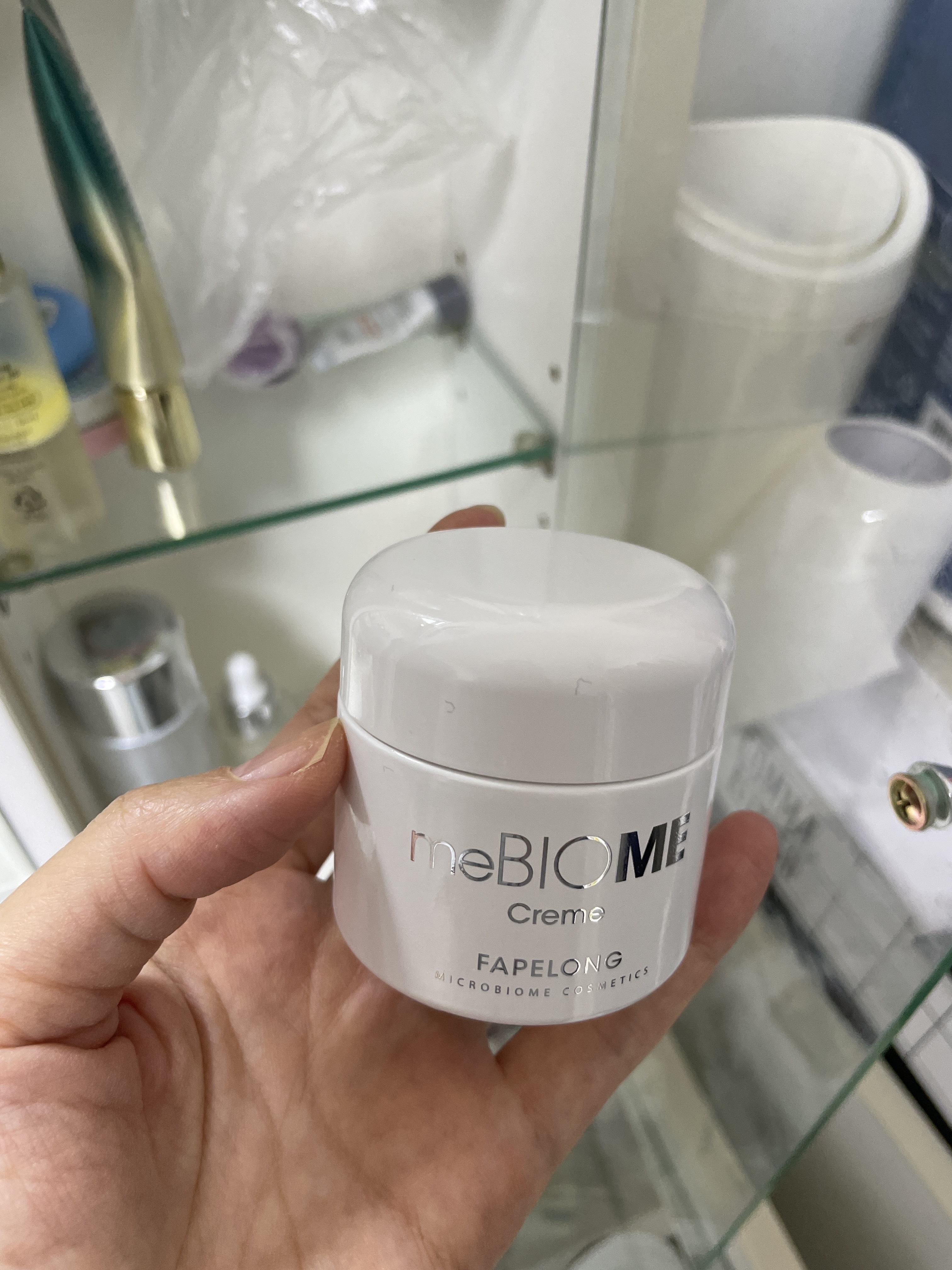 SmartStore review media