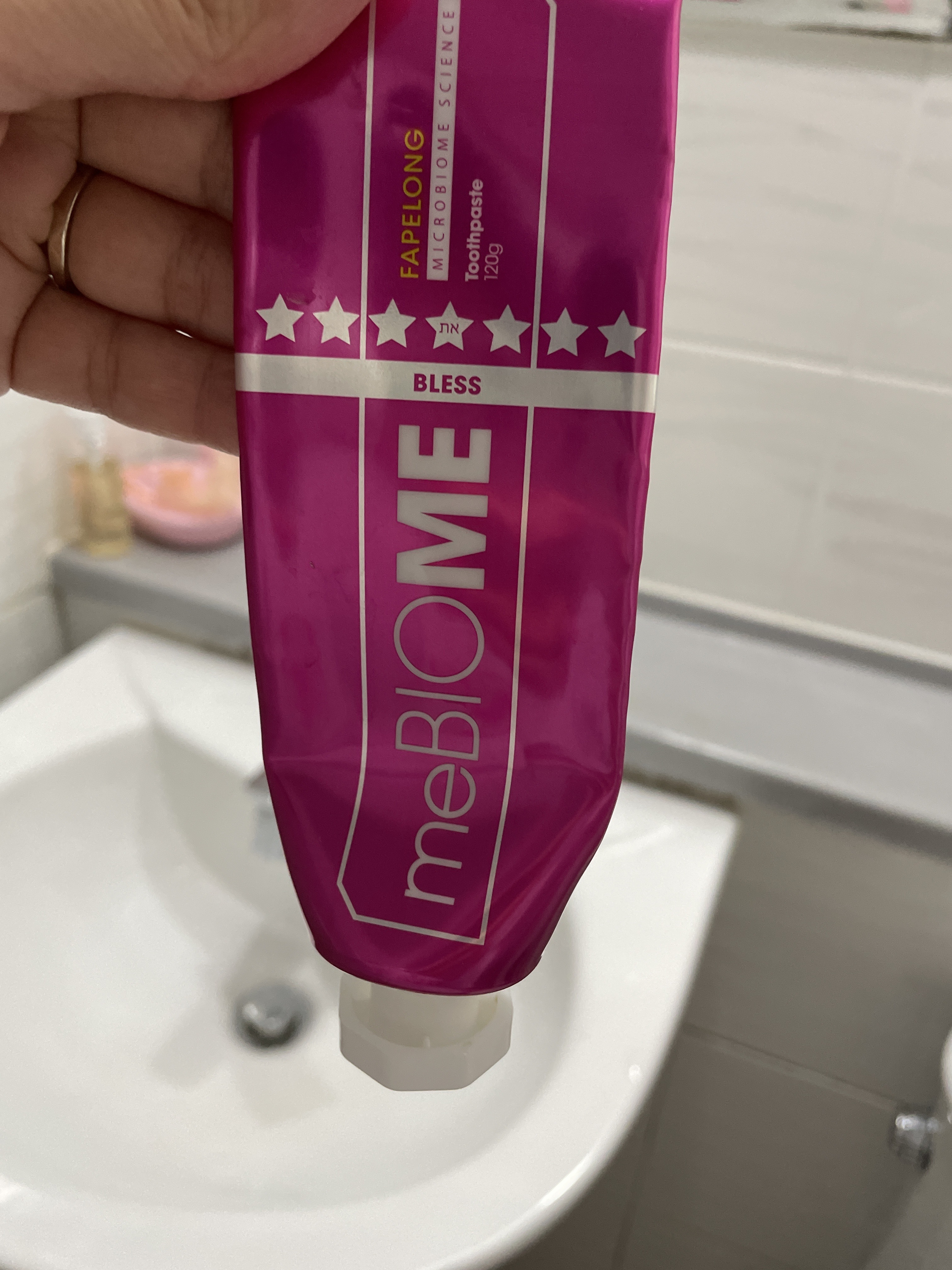 SmartStore review media