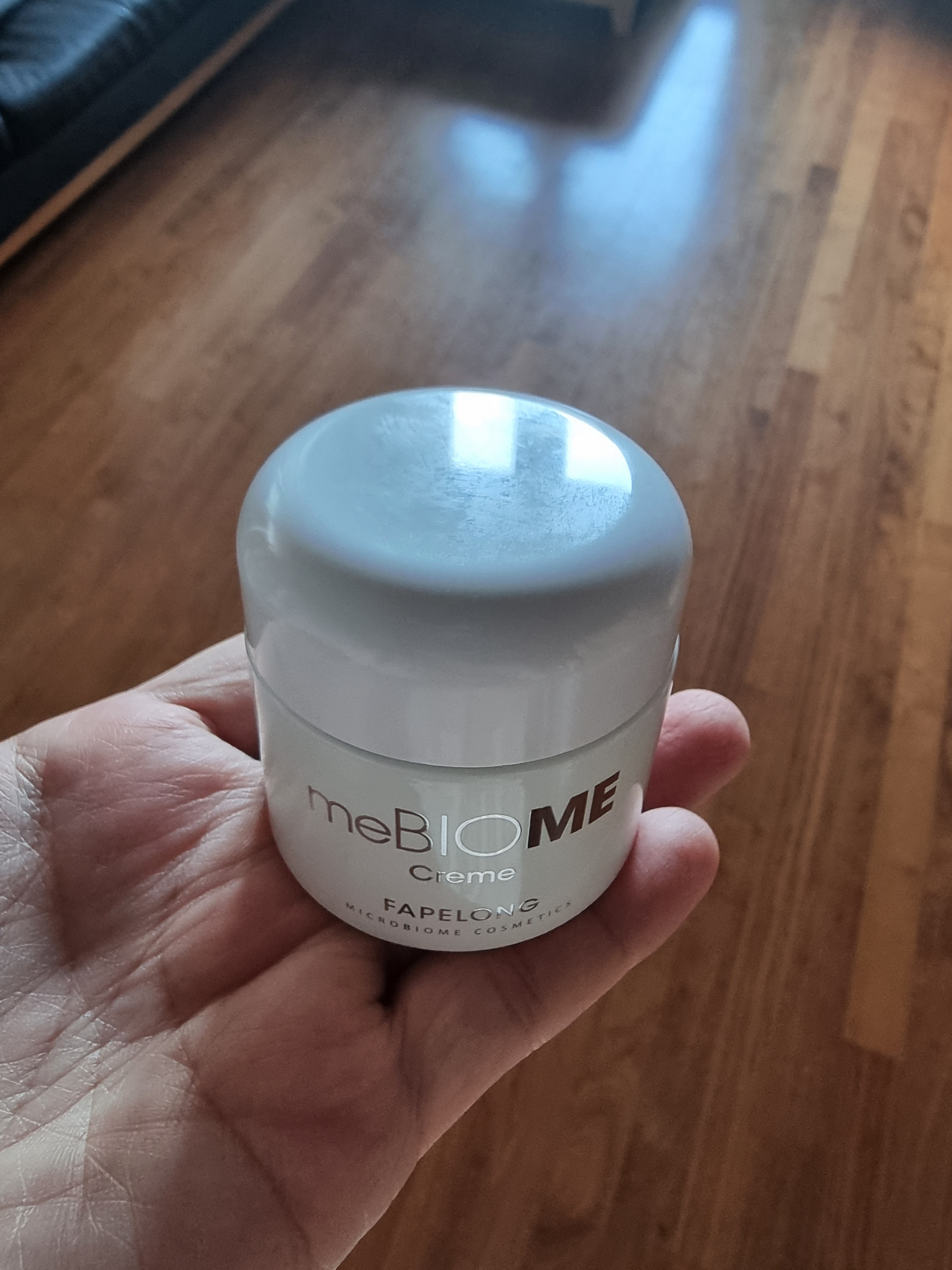SmartStore review media