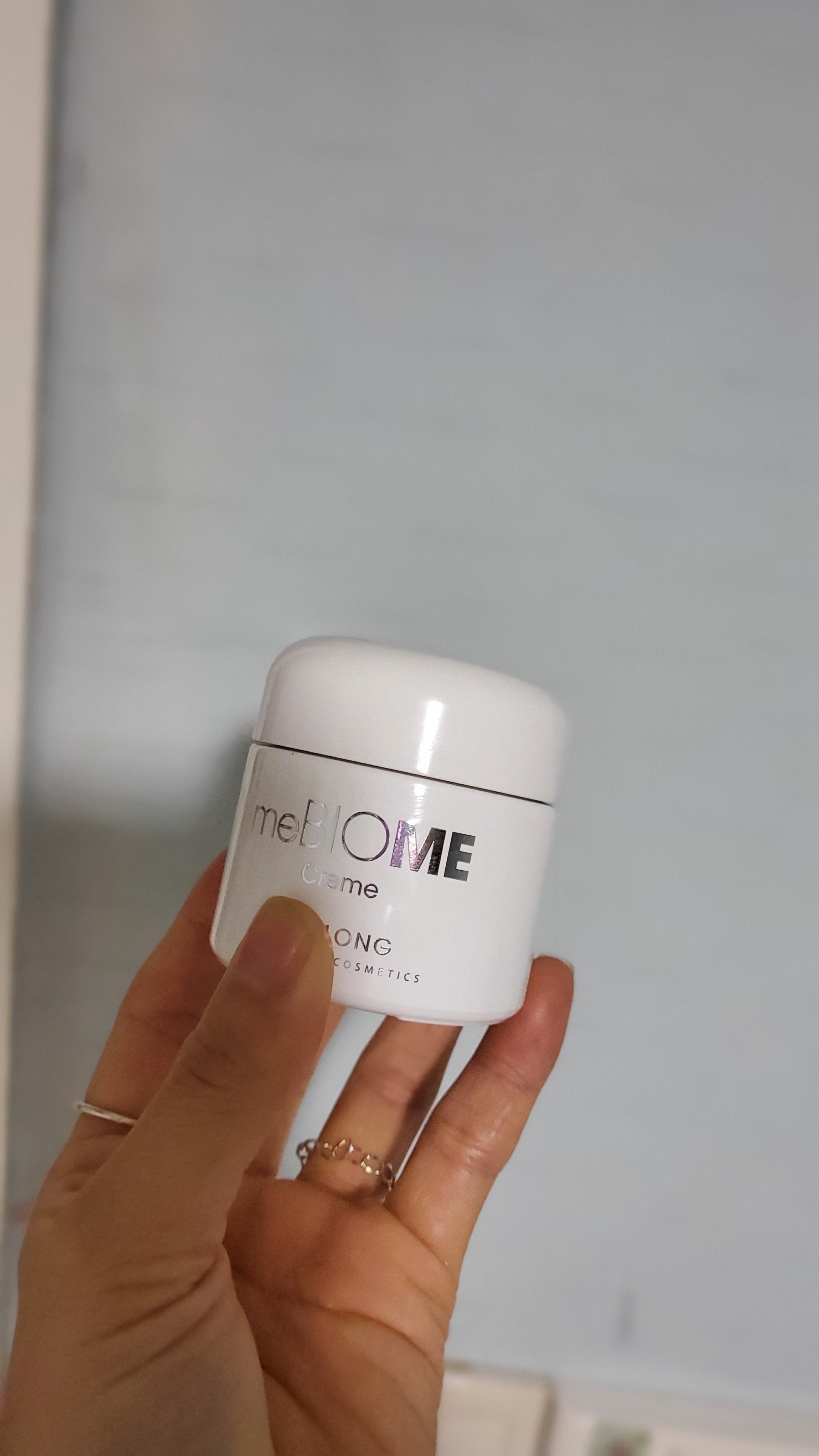 SmartStore review media