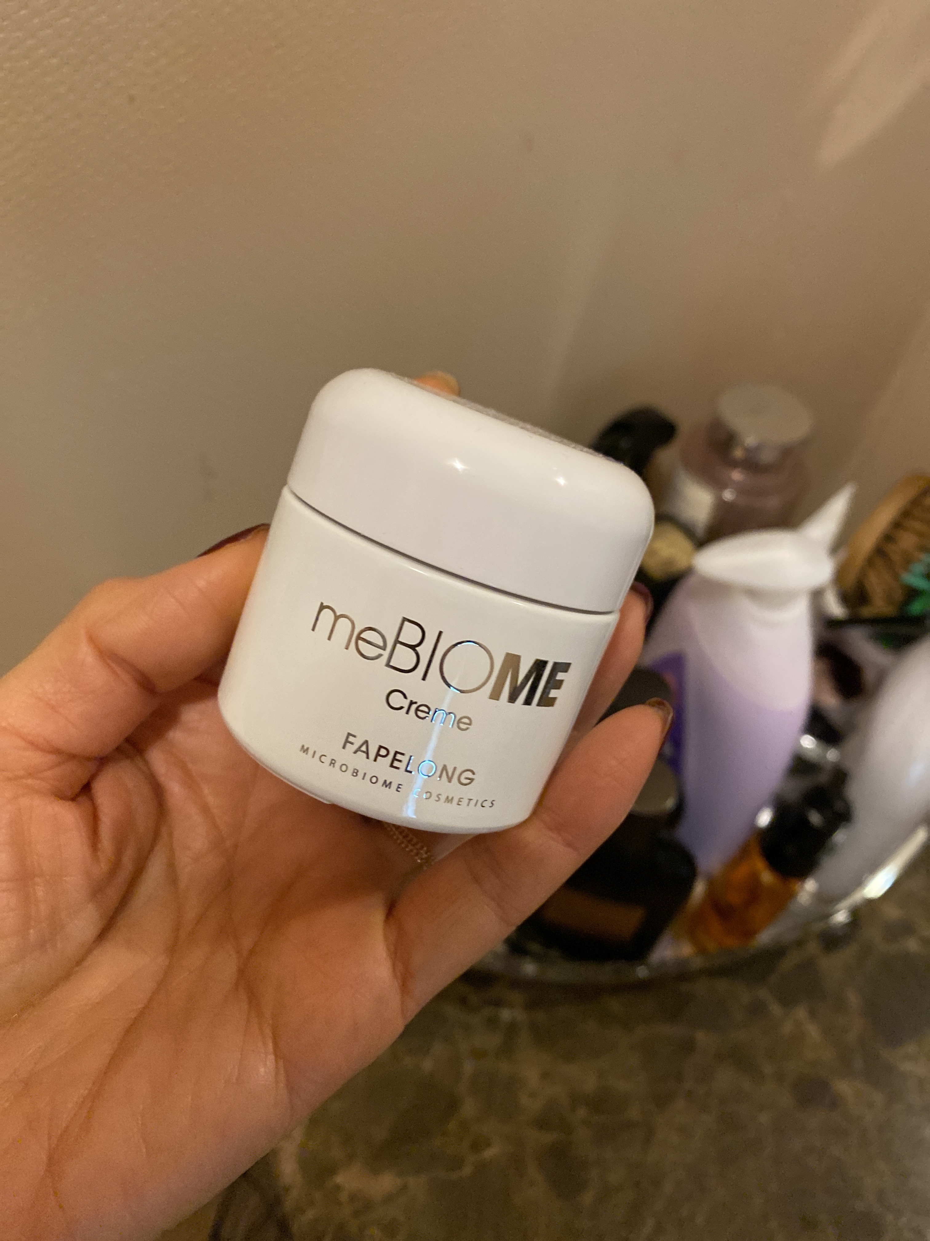 SmartStore review media