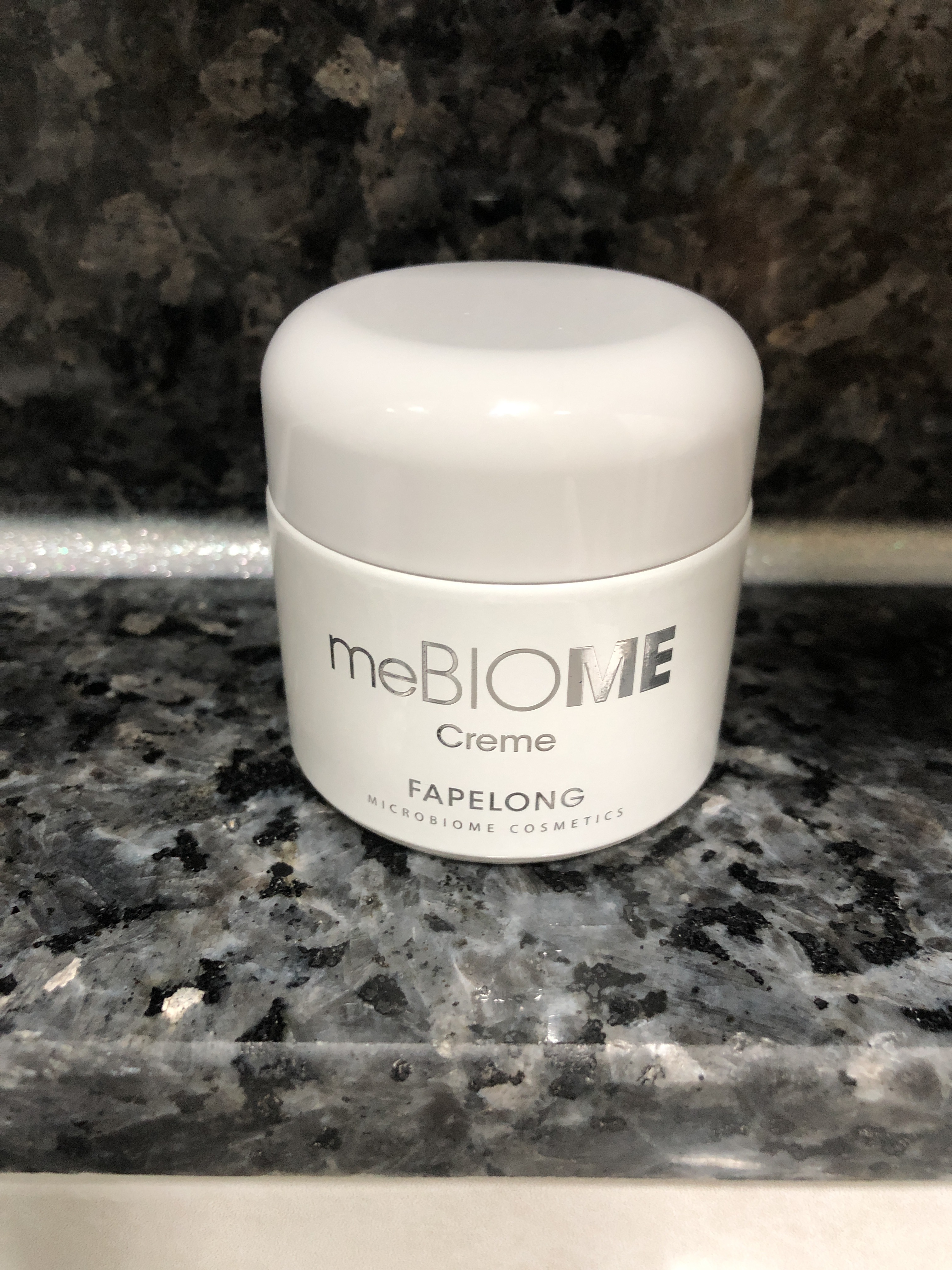 SmartStore review media