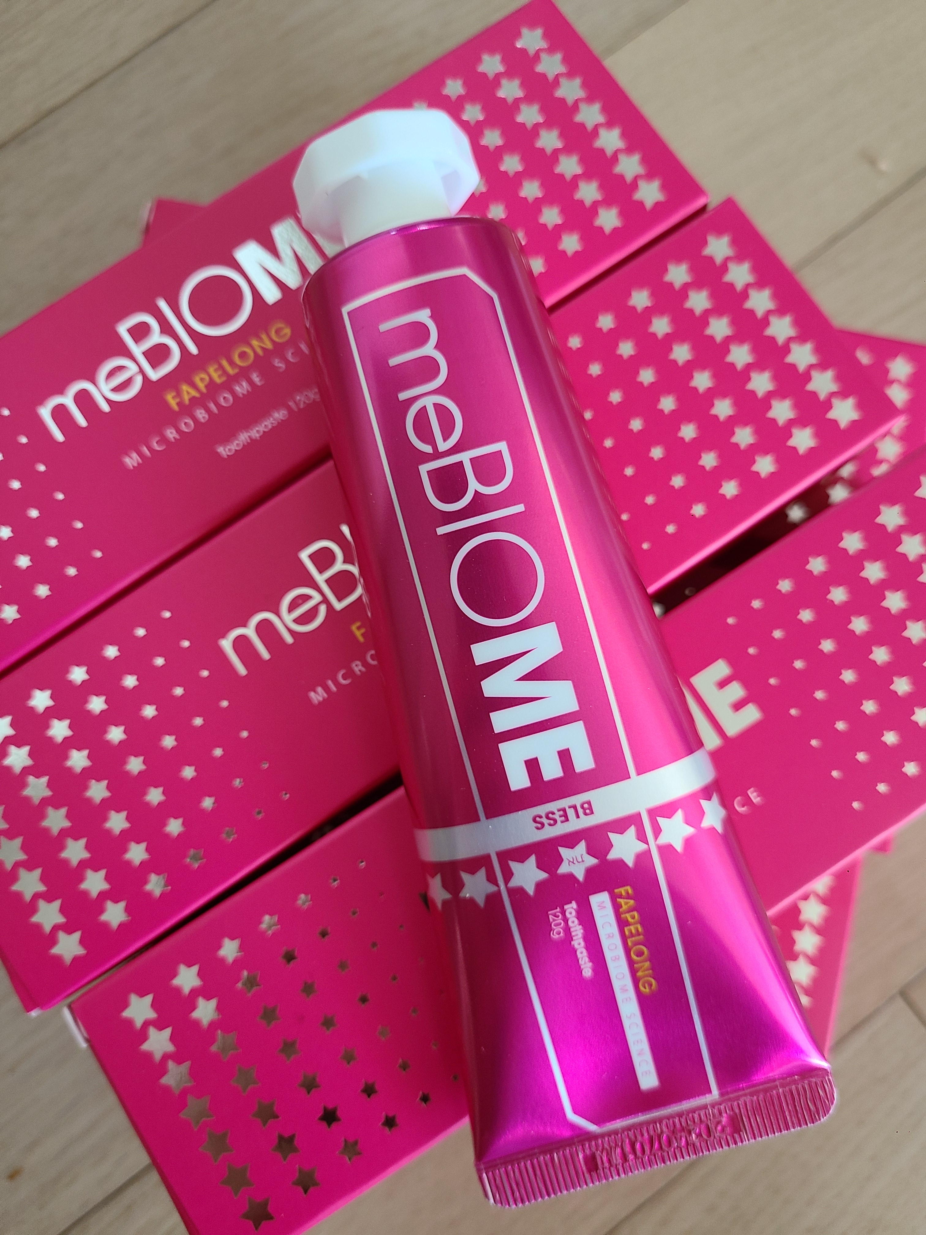 SmartStore review media