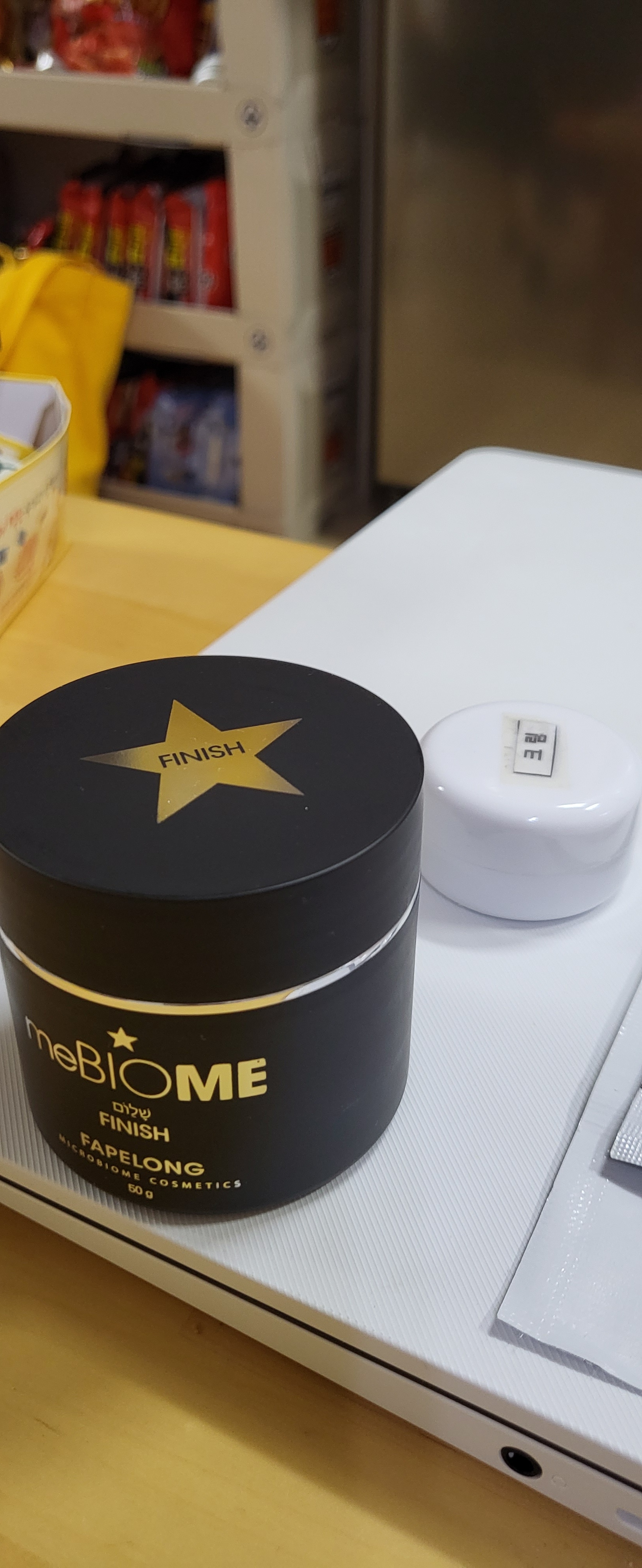 SmartStore review media
