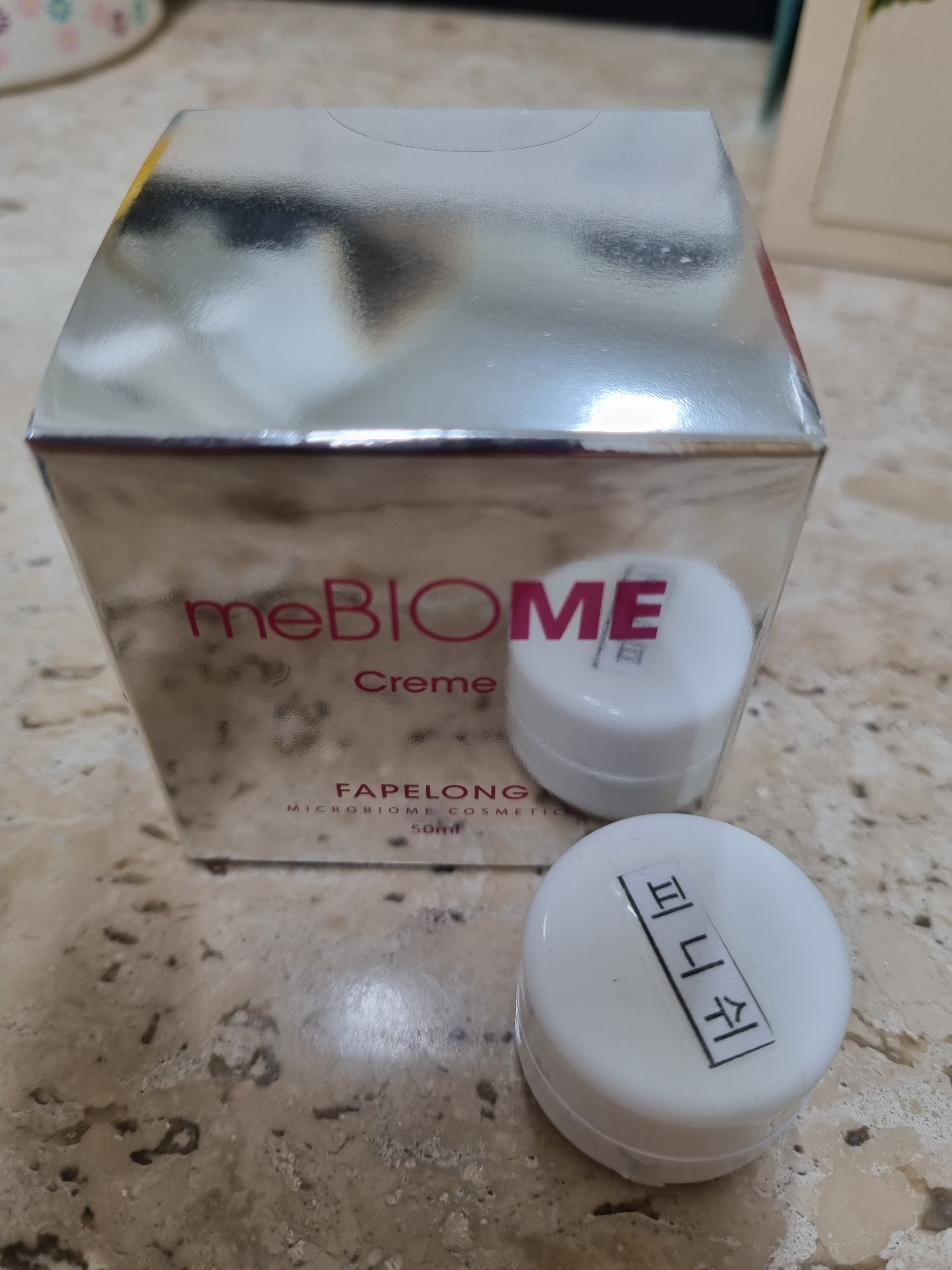 SmartStore review media