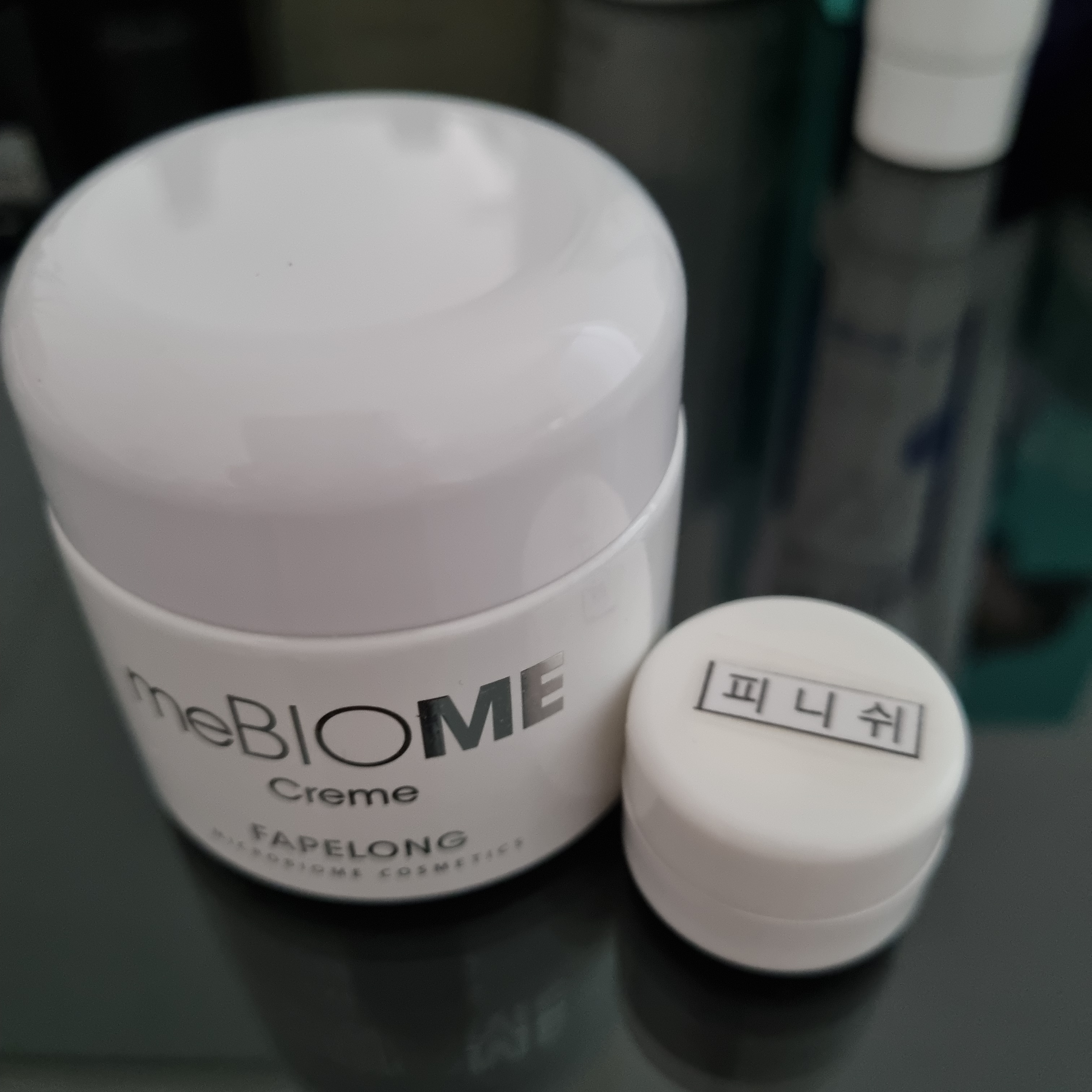 SmartStore review media