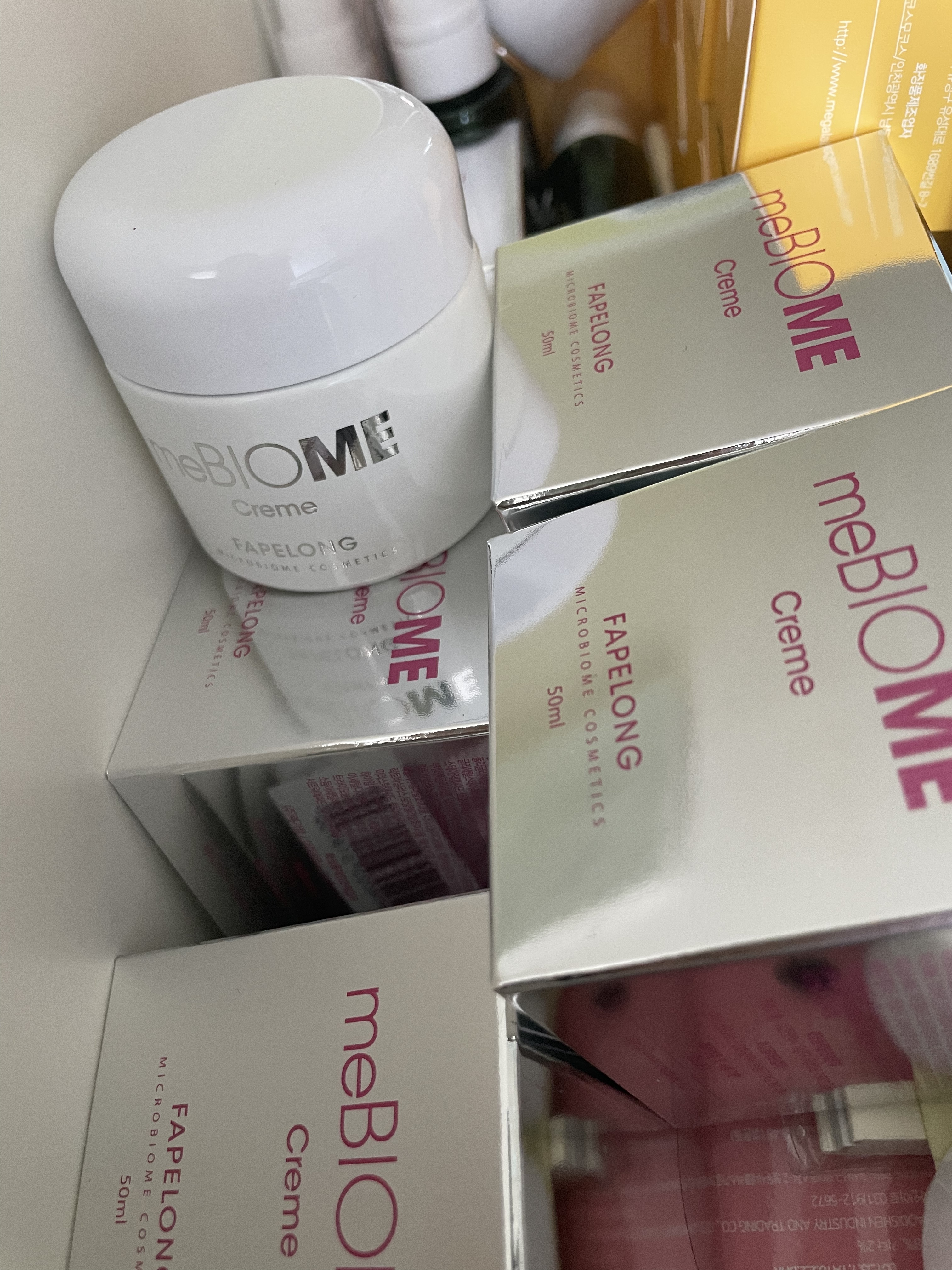 SmartStore review media