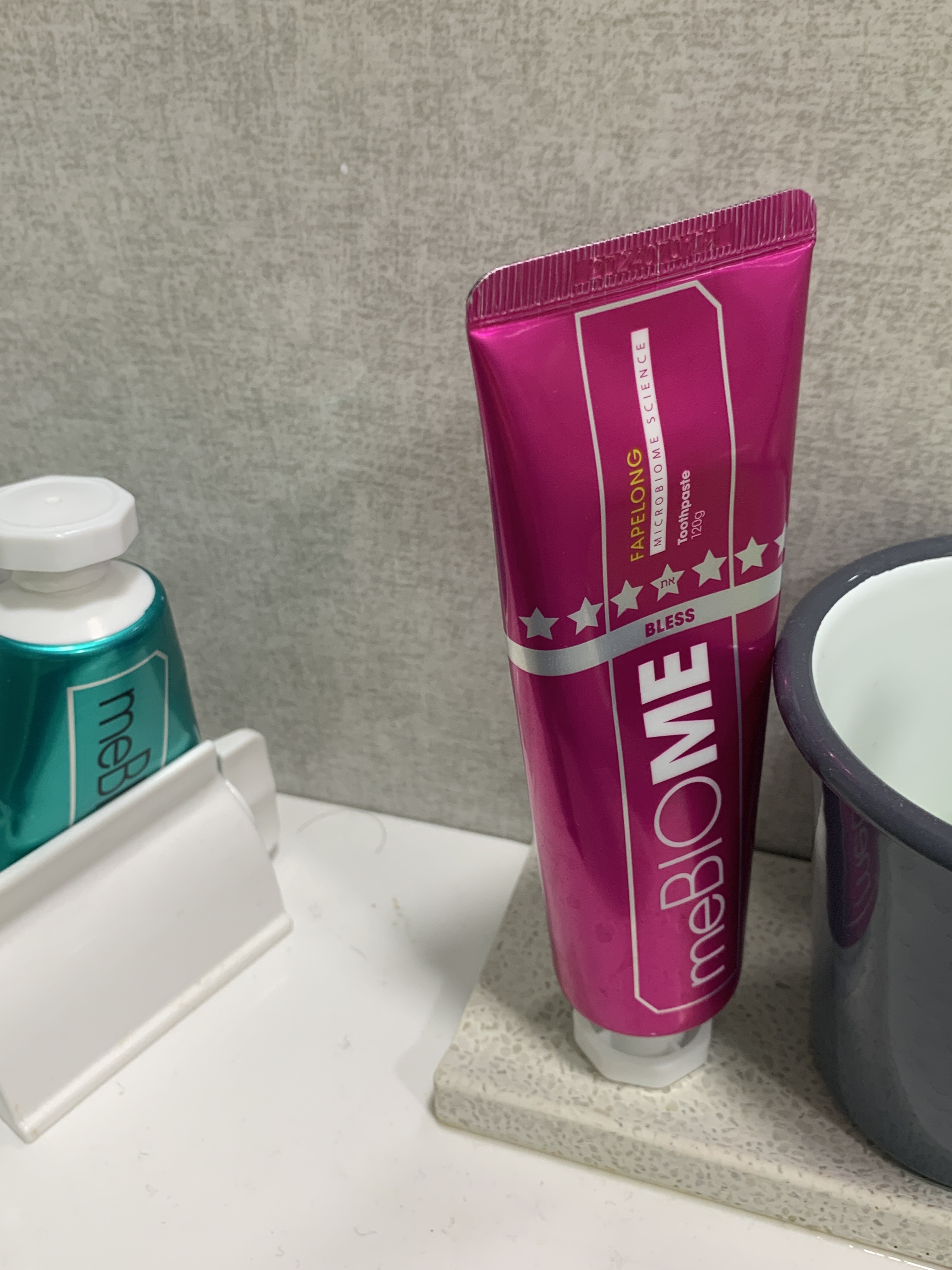 SmartStore review media