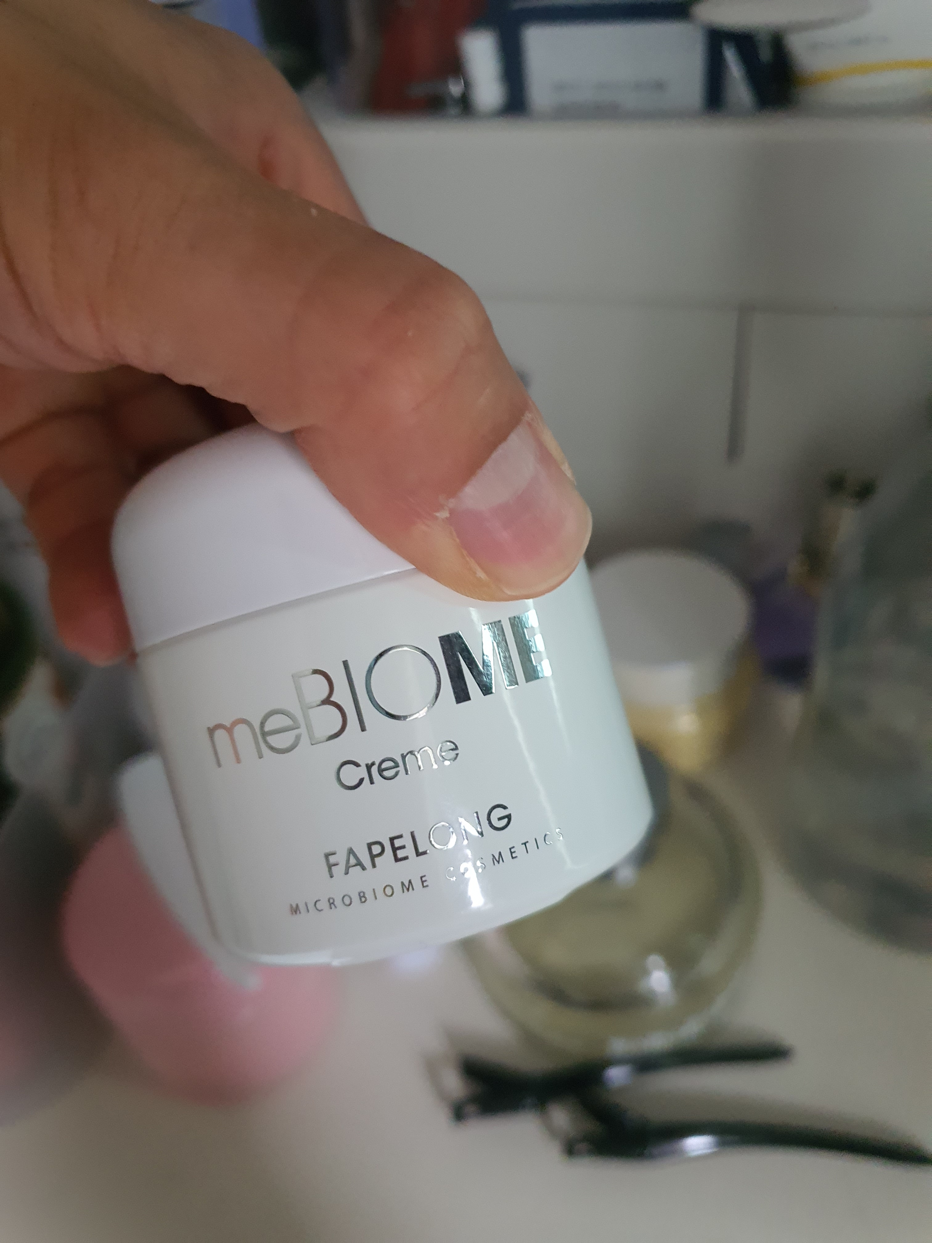 SmartStore review media