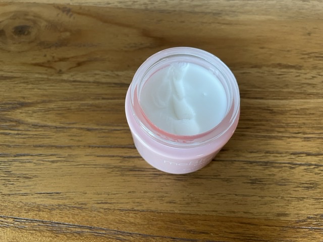 SmartStore review media