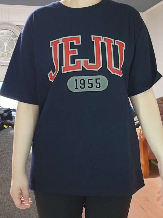 【 PROJECT】Classic JEJU 1955 T-Shirt Item ISLAND PROJECT Classic JEJU 1955 T-shirt - Navy | GVG