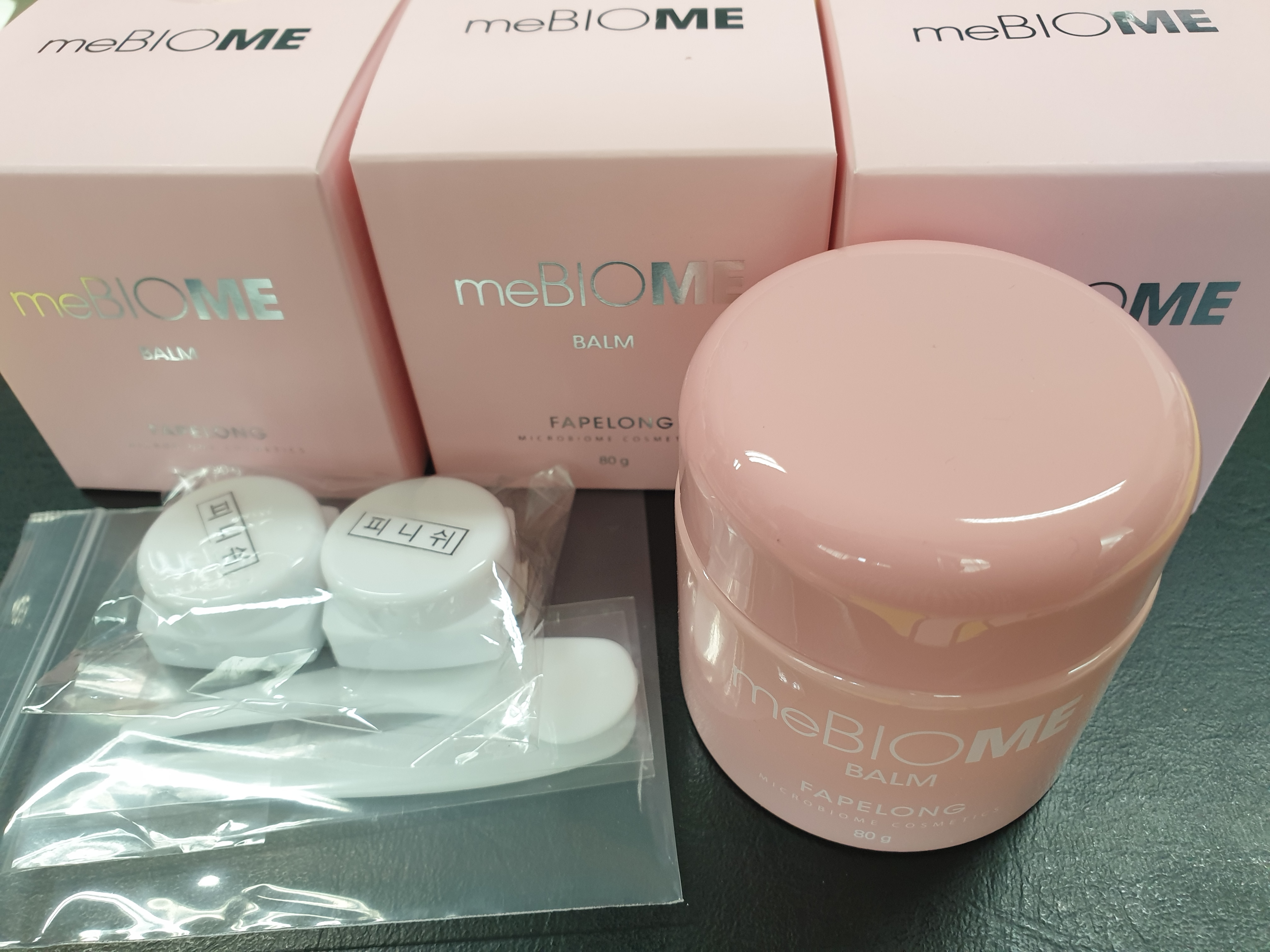 SmartStore review media