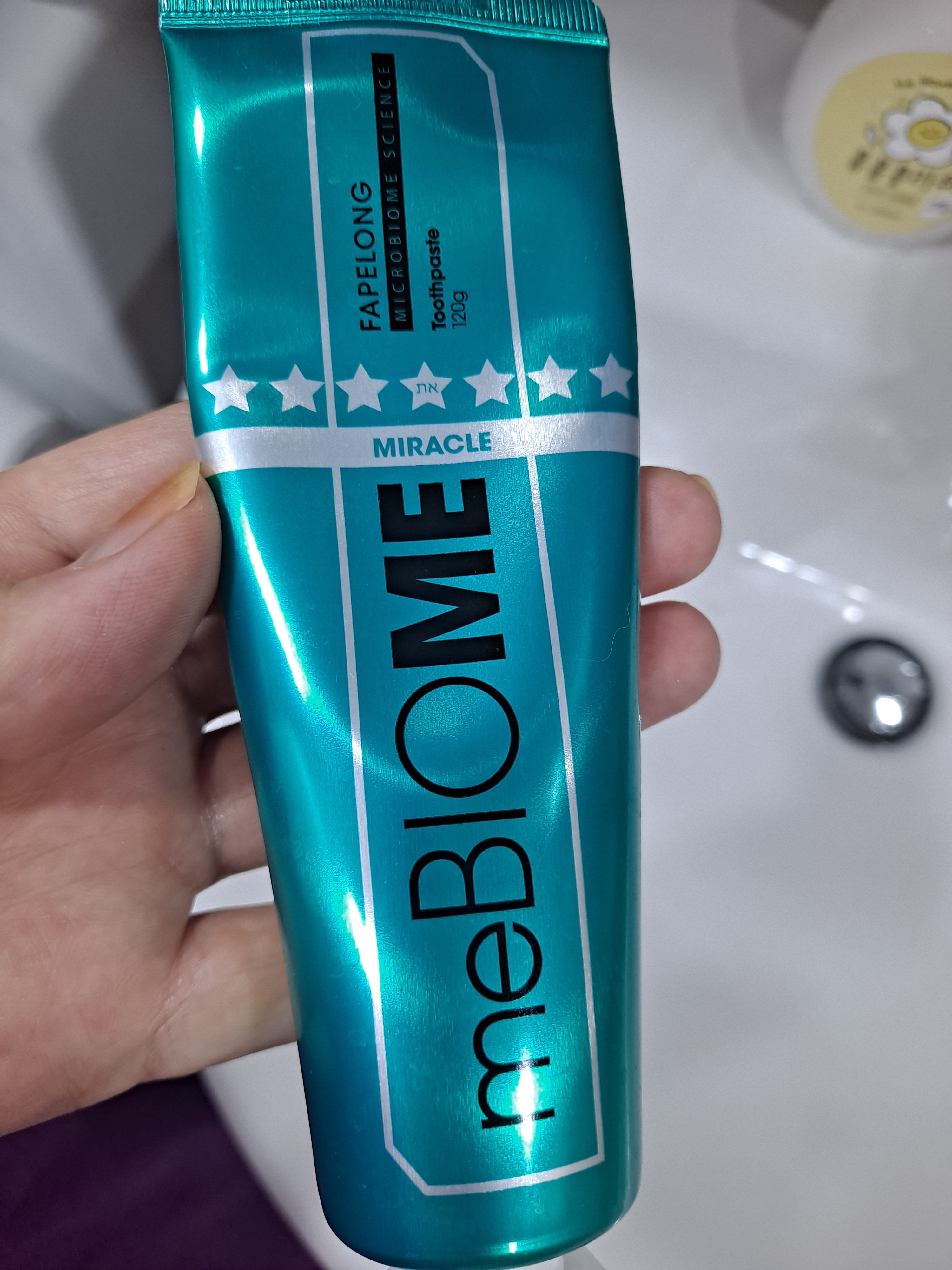 SmartStore review media
