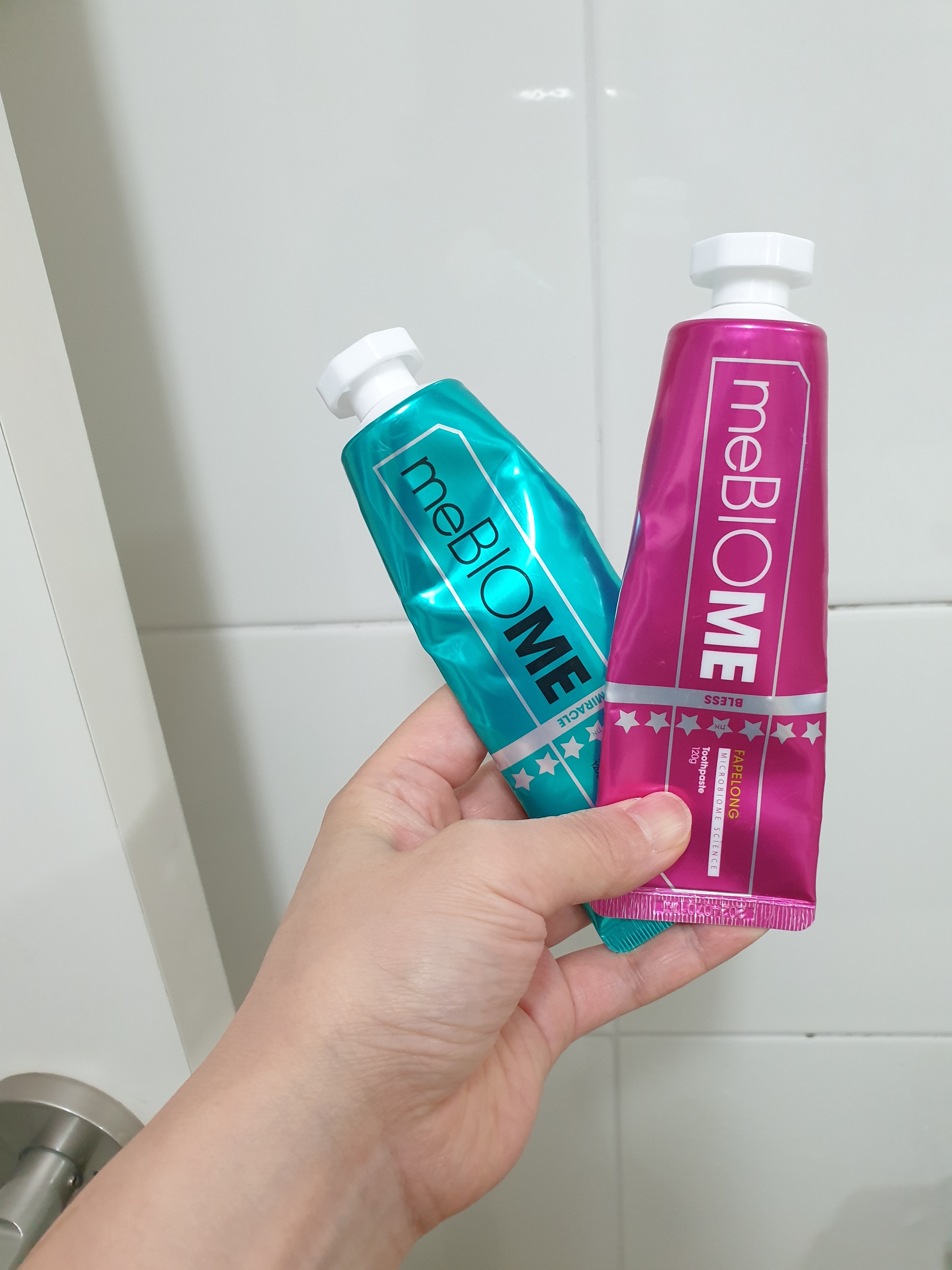 SmartStore review media