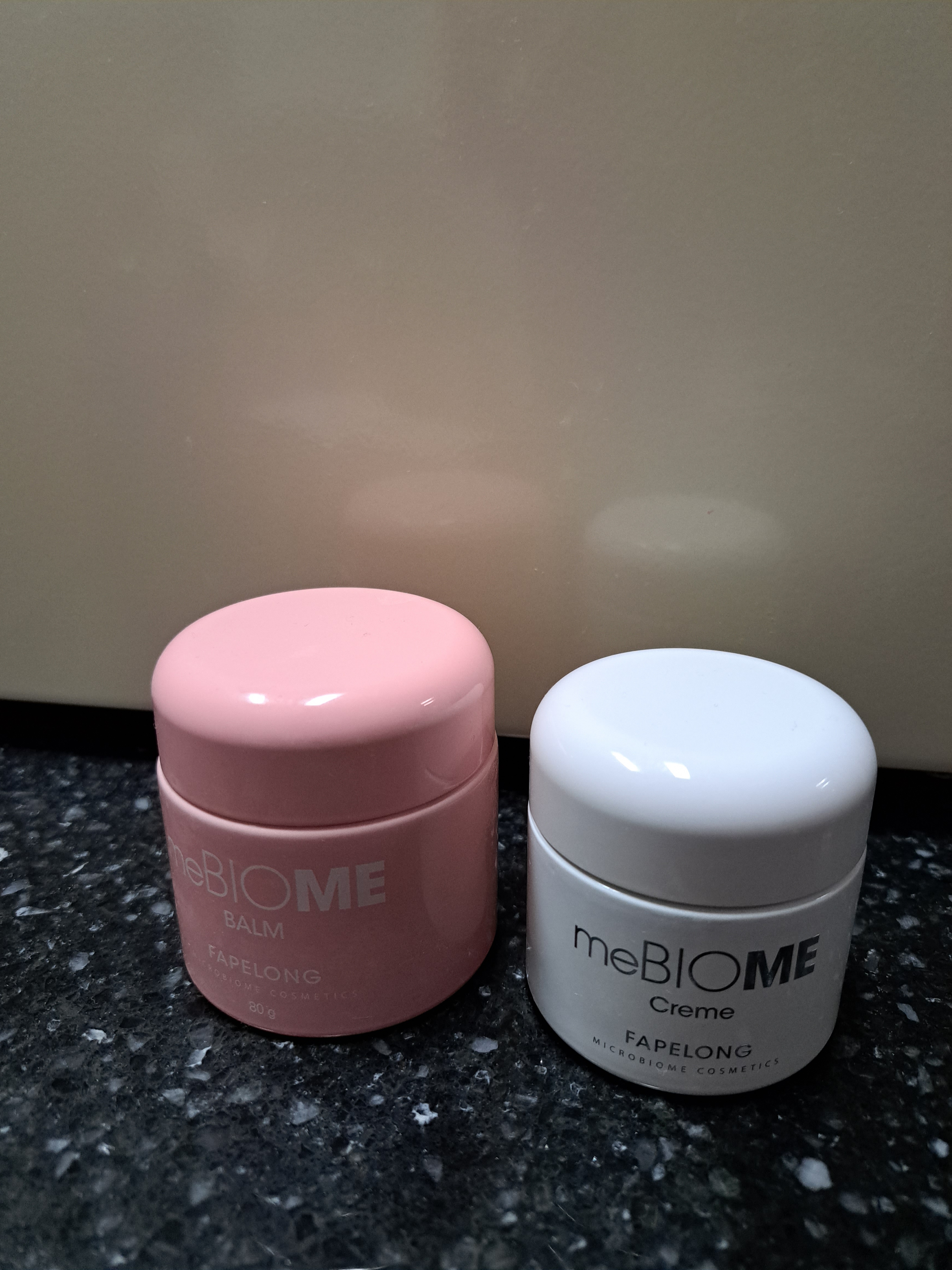 SmartStore review media