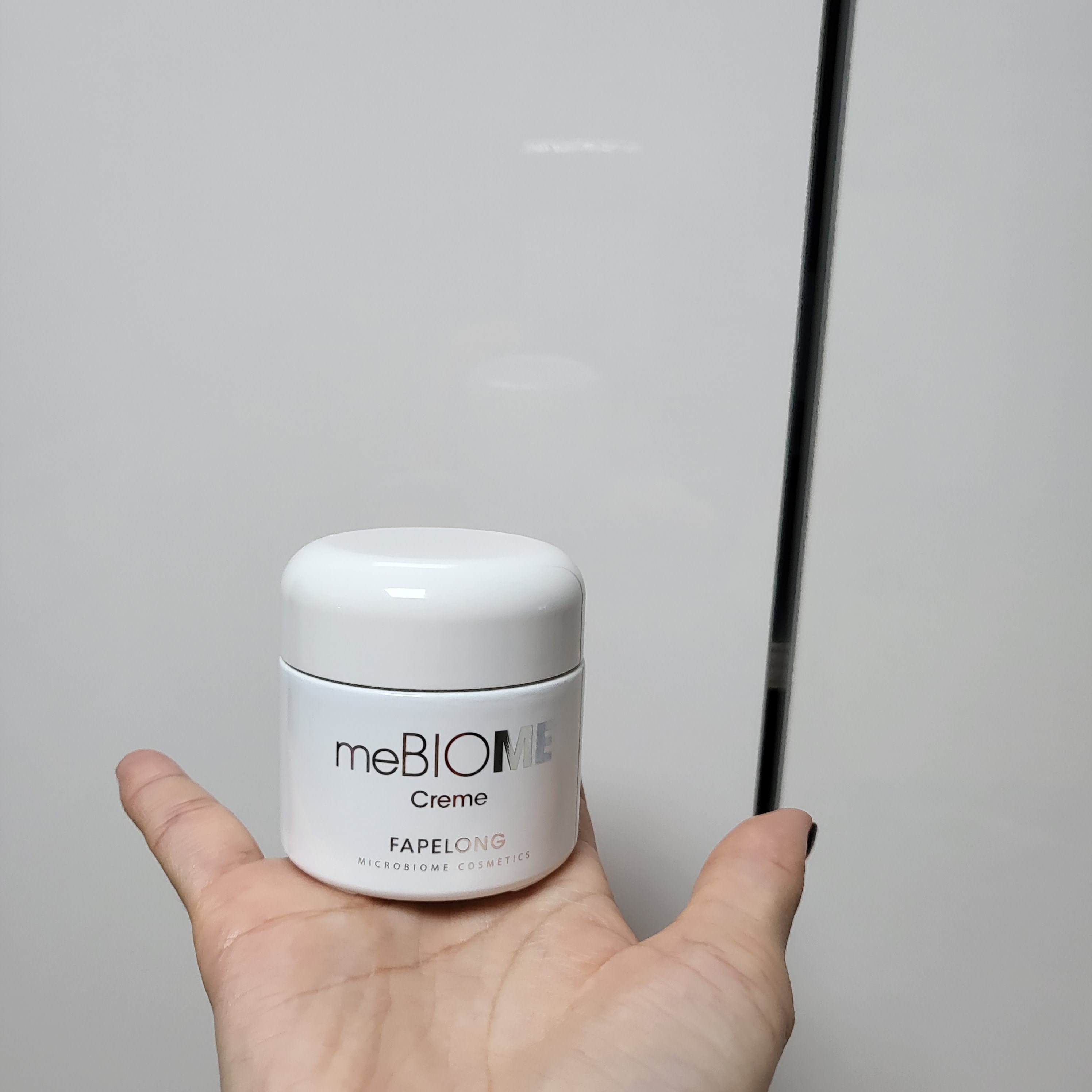 SmartStore review media
