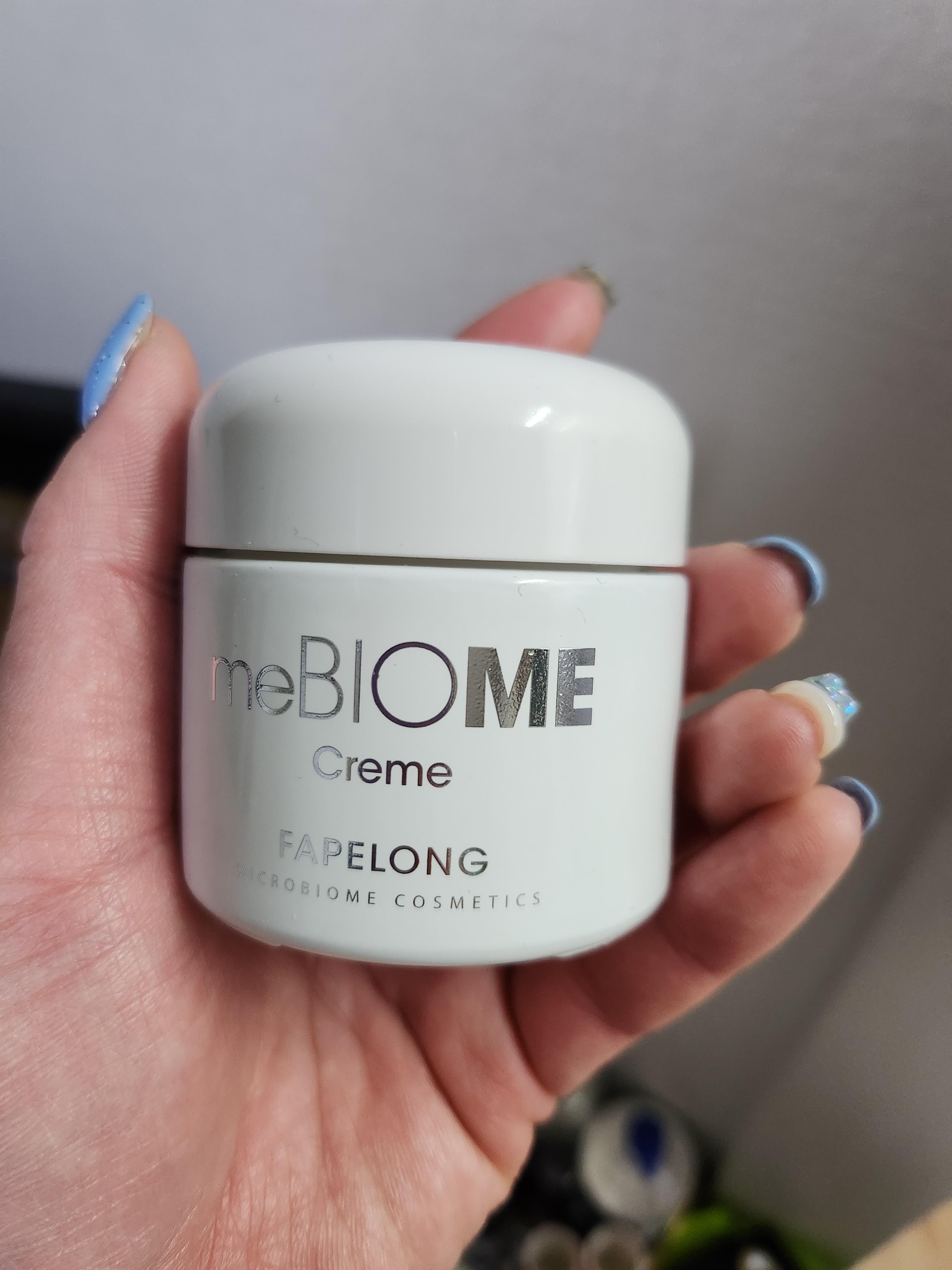 SmartStore review media