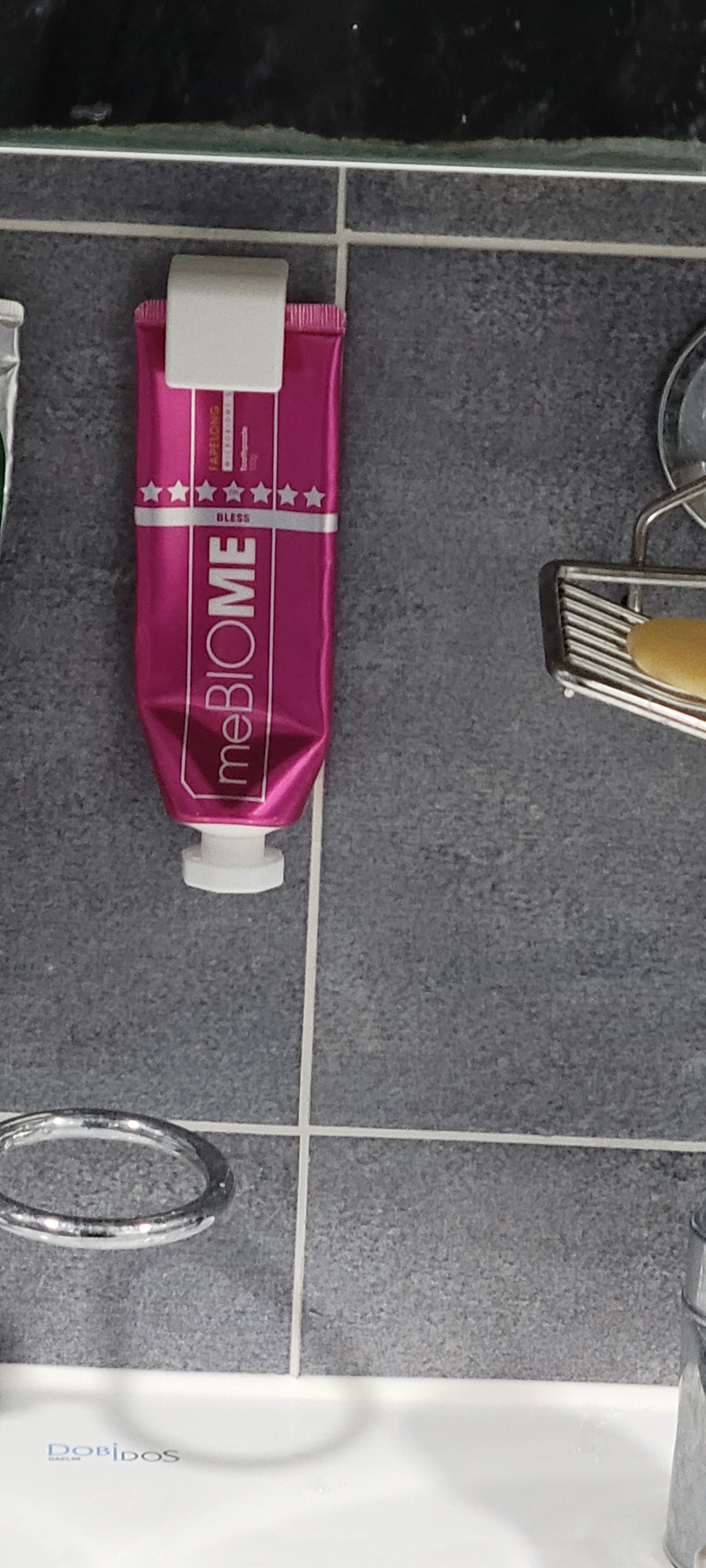 SmartStore review media