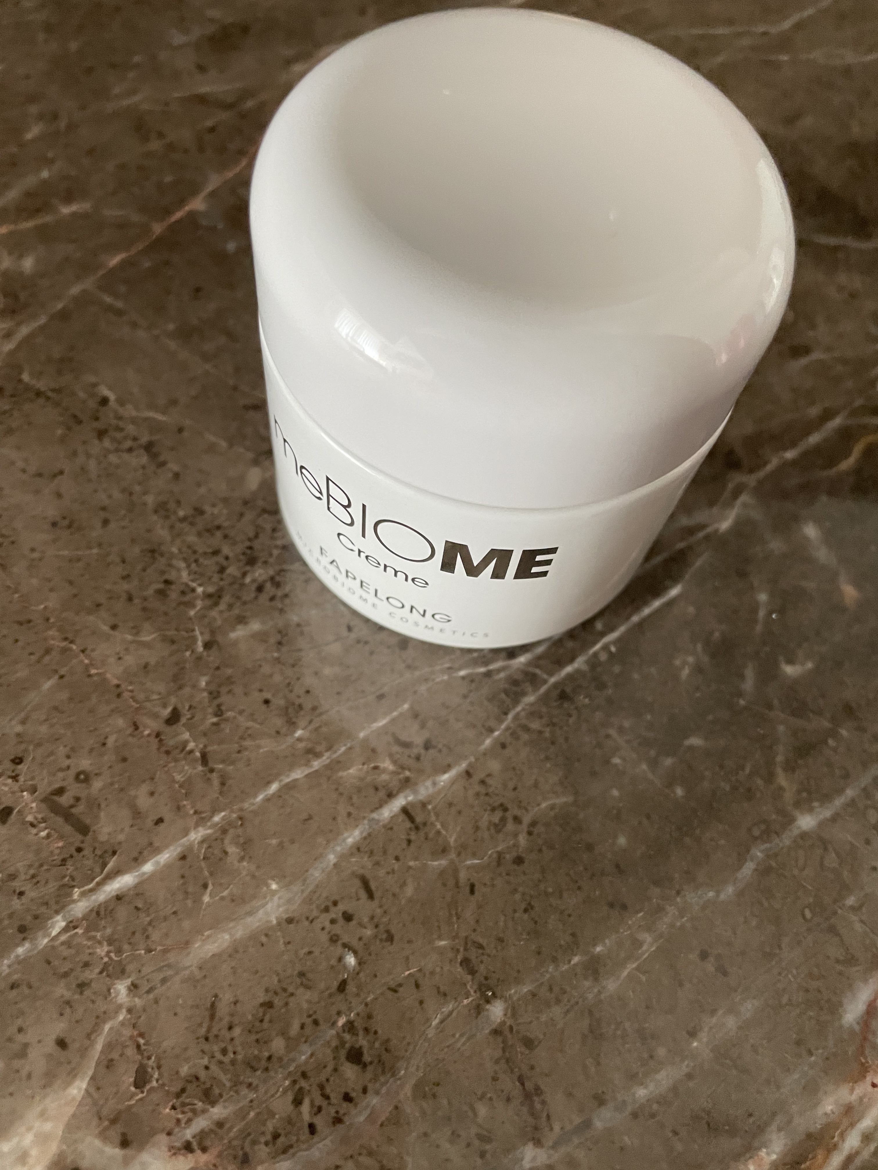 SmartStore review media