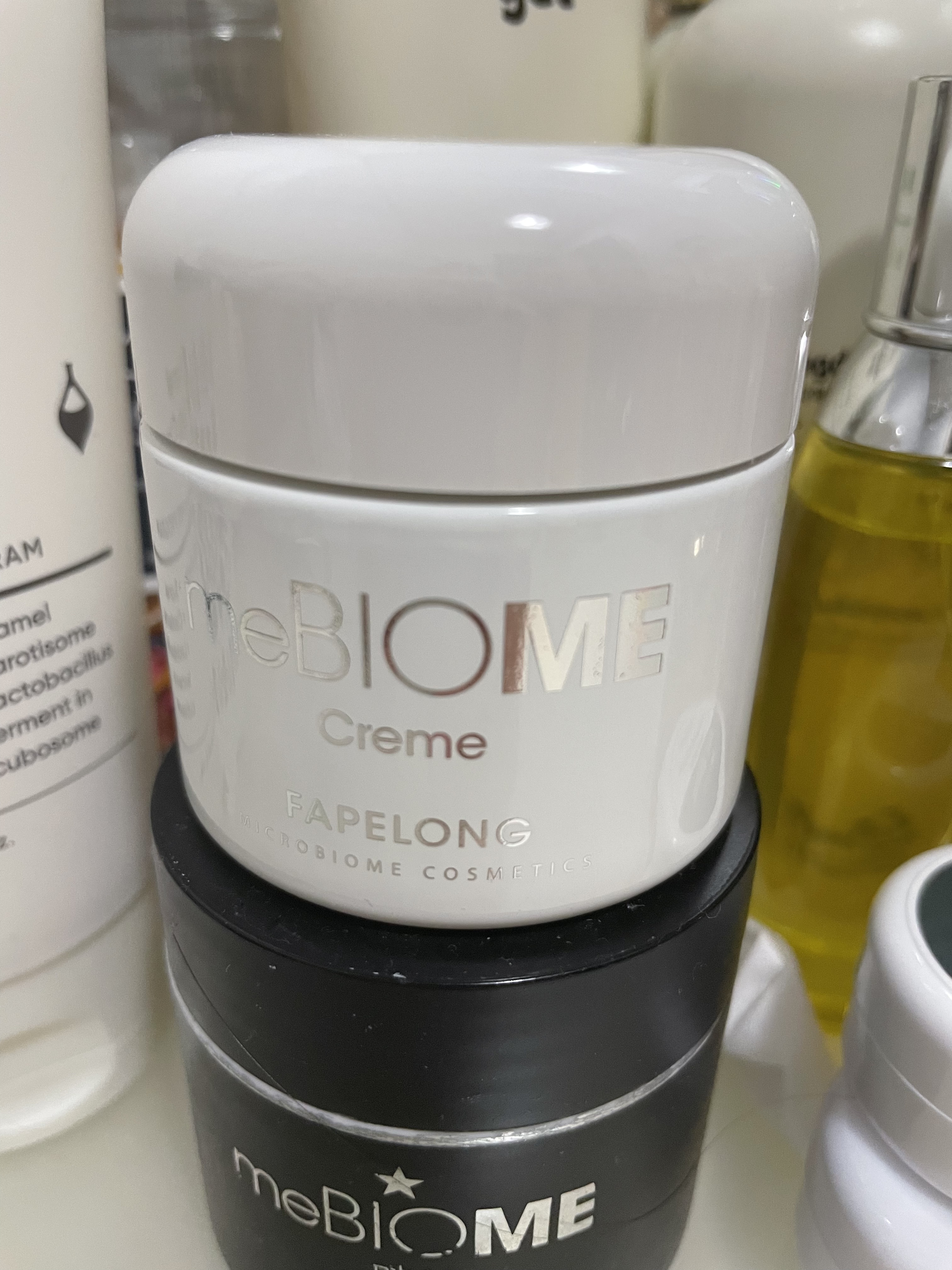 SmartStore review media