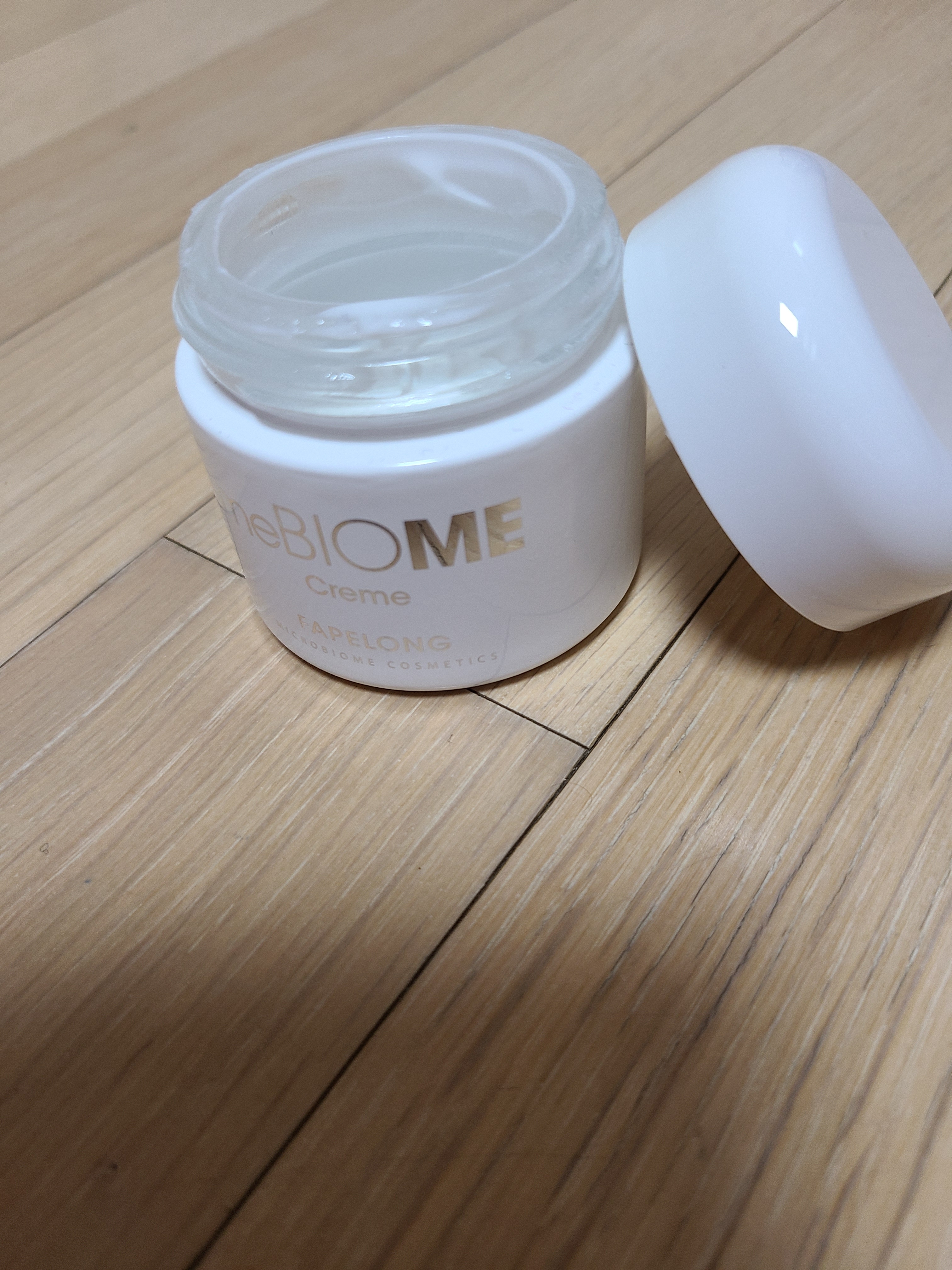 SmartStore review media