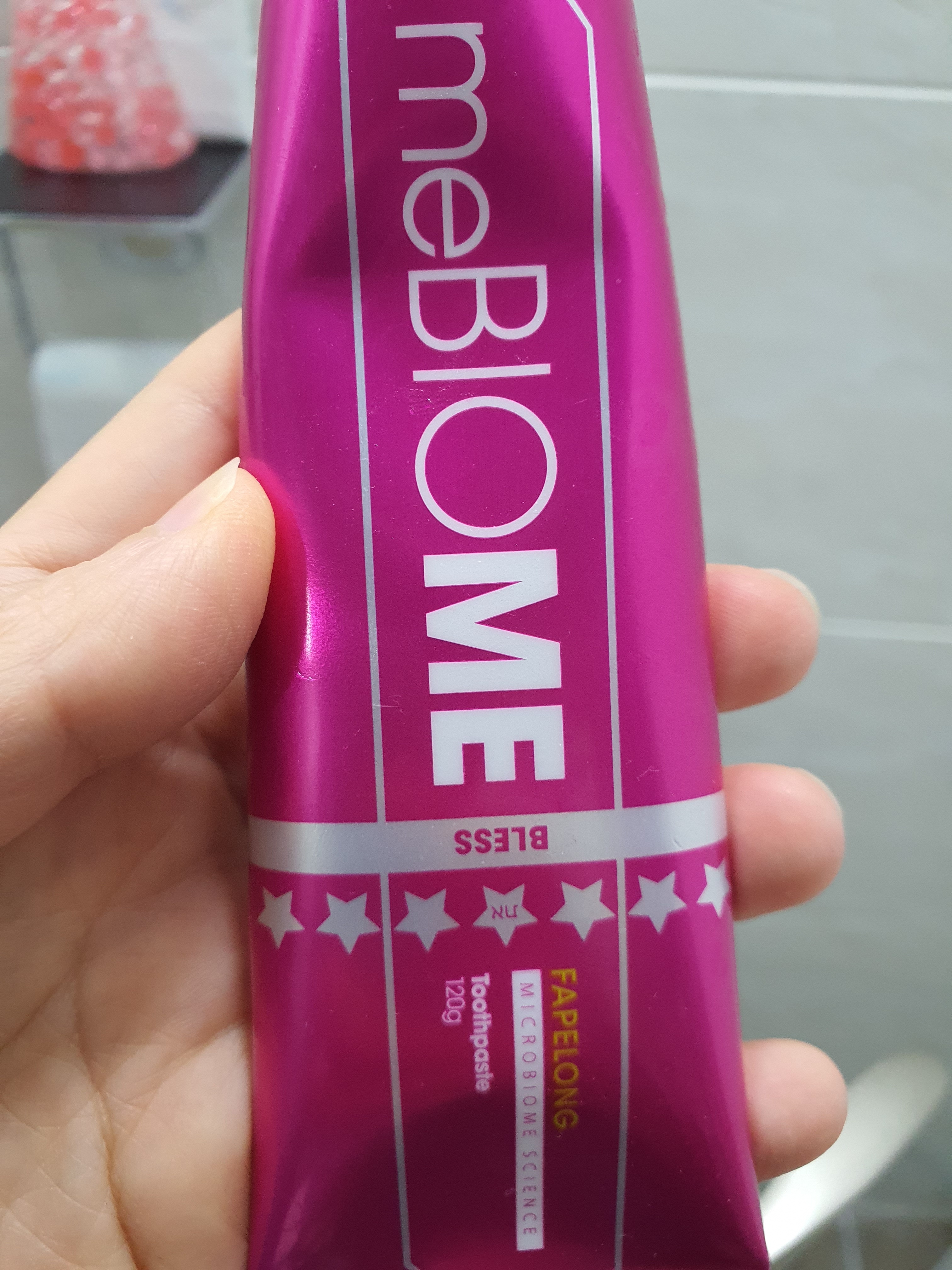 SmartStore review media