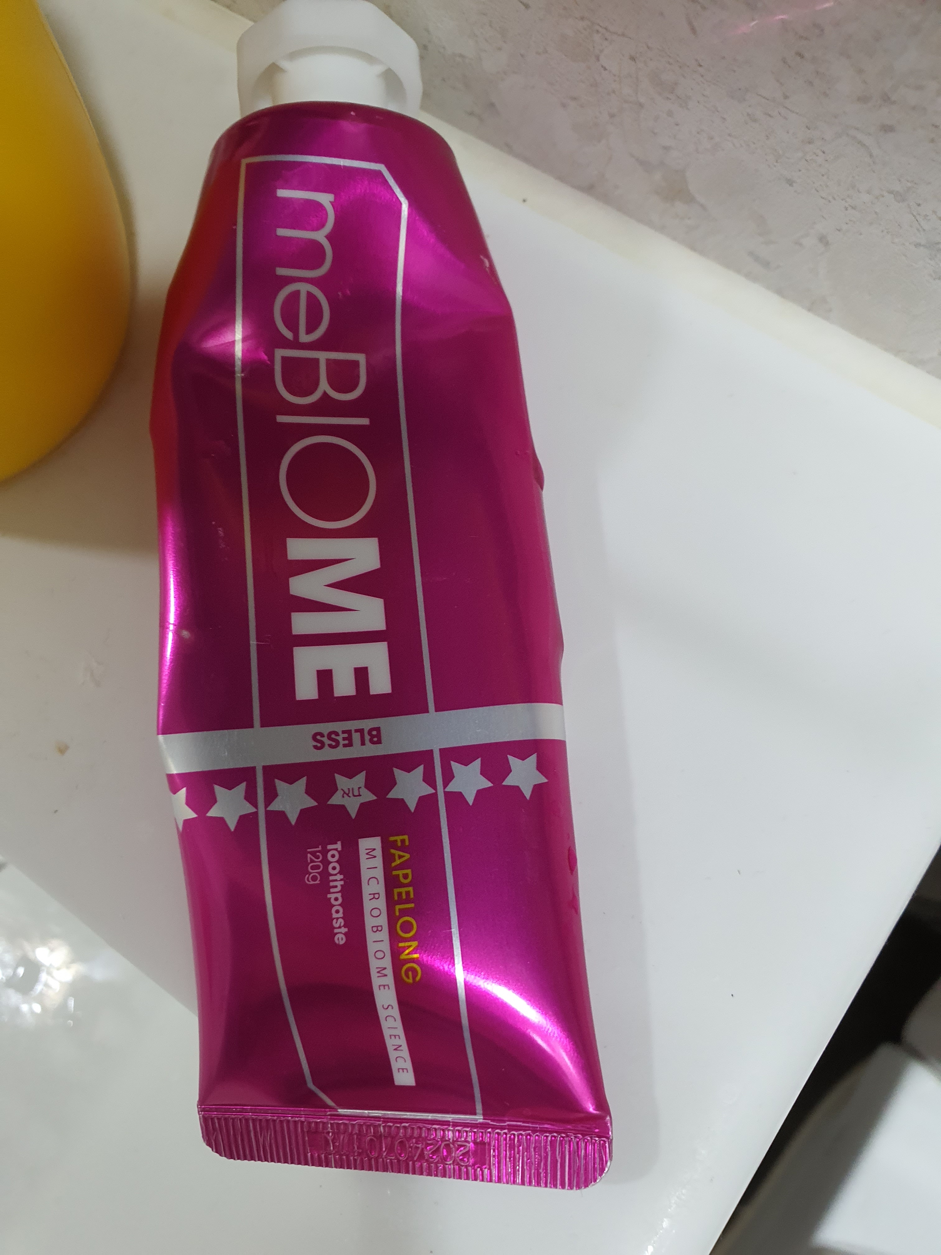 SmartStore review media