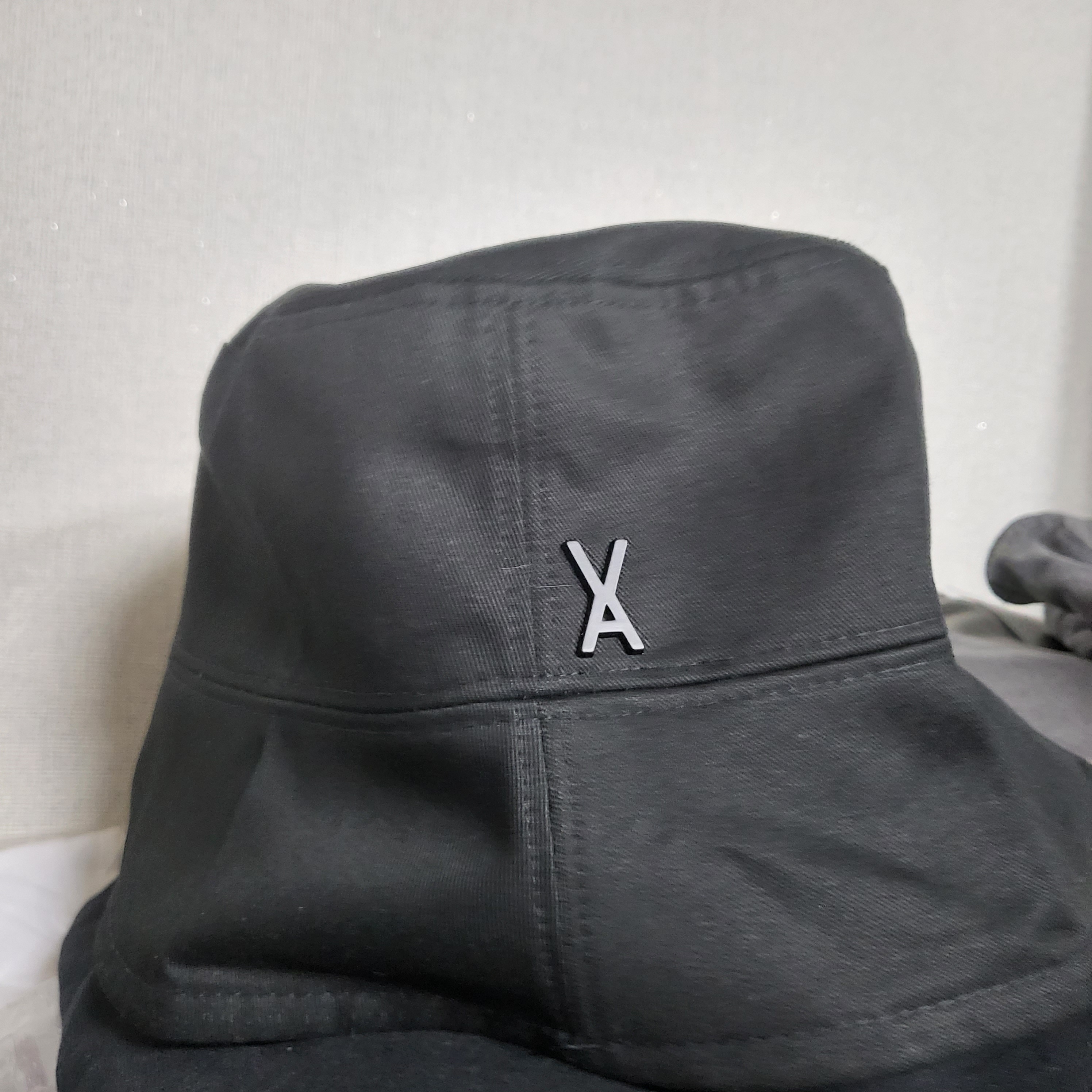 ★VARZAR★ VA Square Drop Overfit Bucket Hat Black VA Square Drop Overfit Bucket Hat / Black - VARZAR | 60