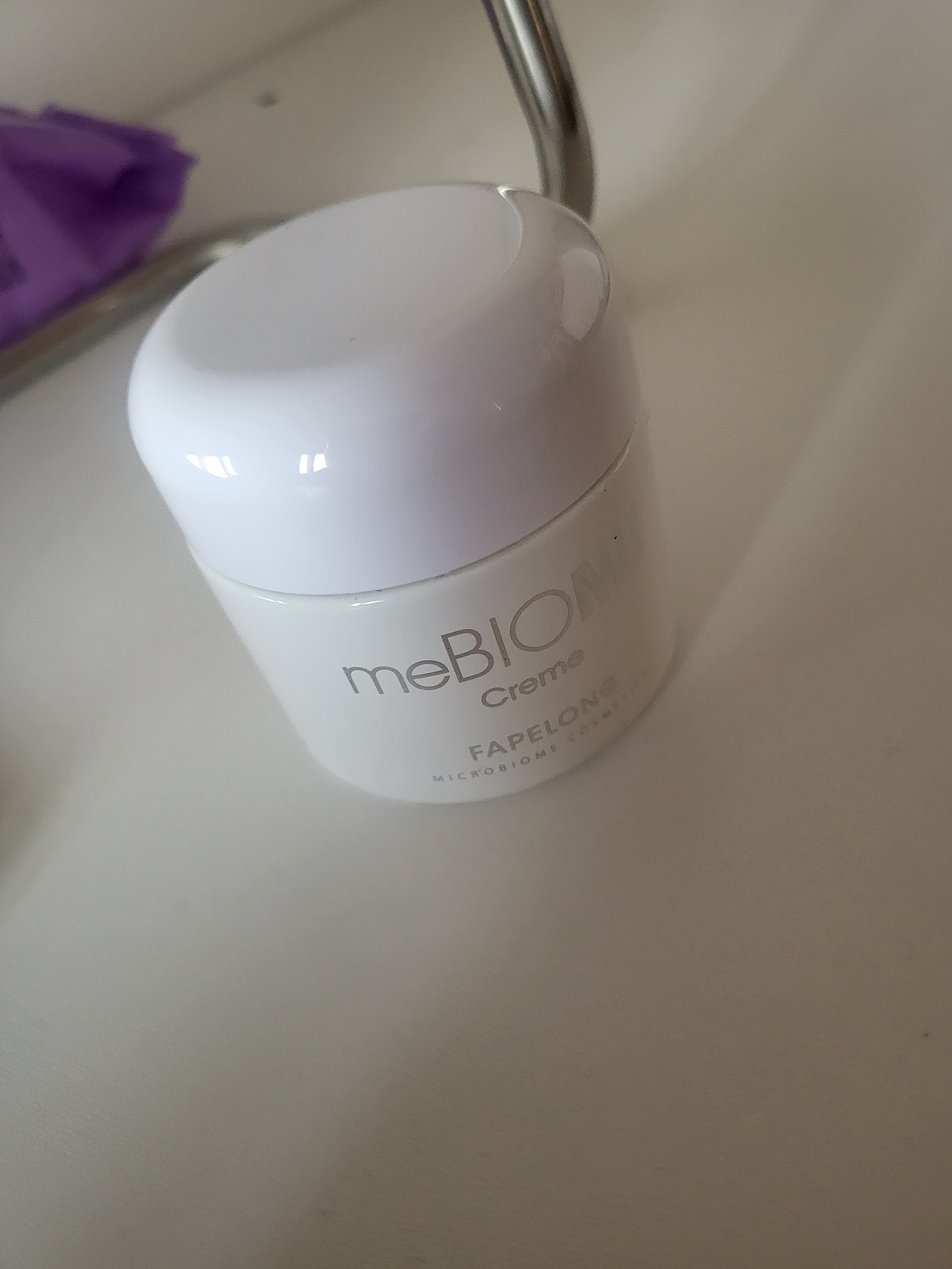 SmartStore review media