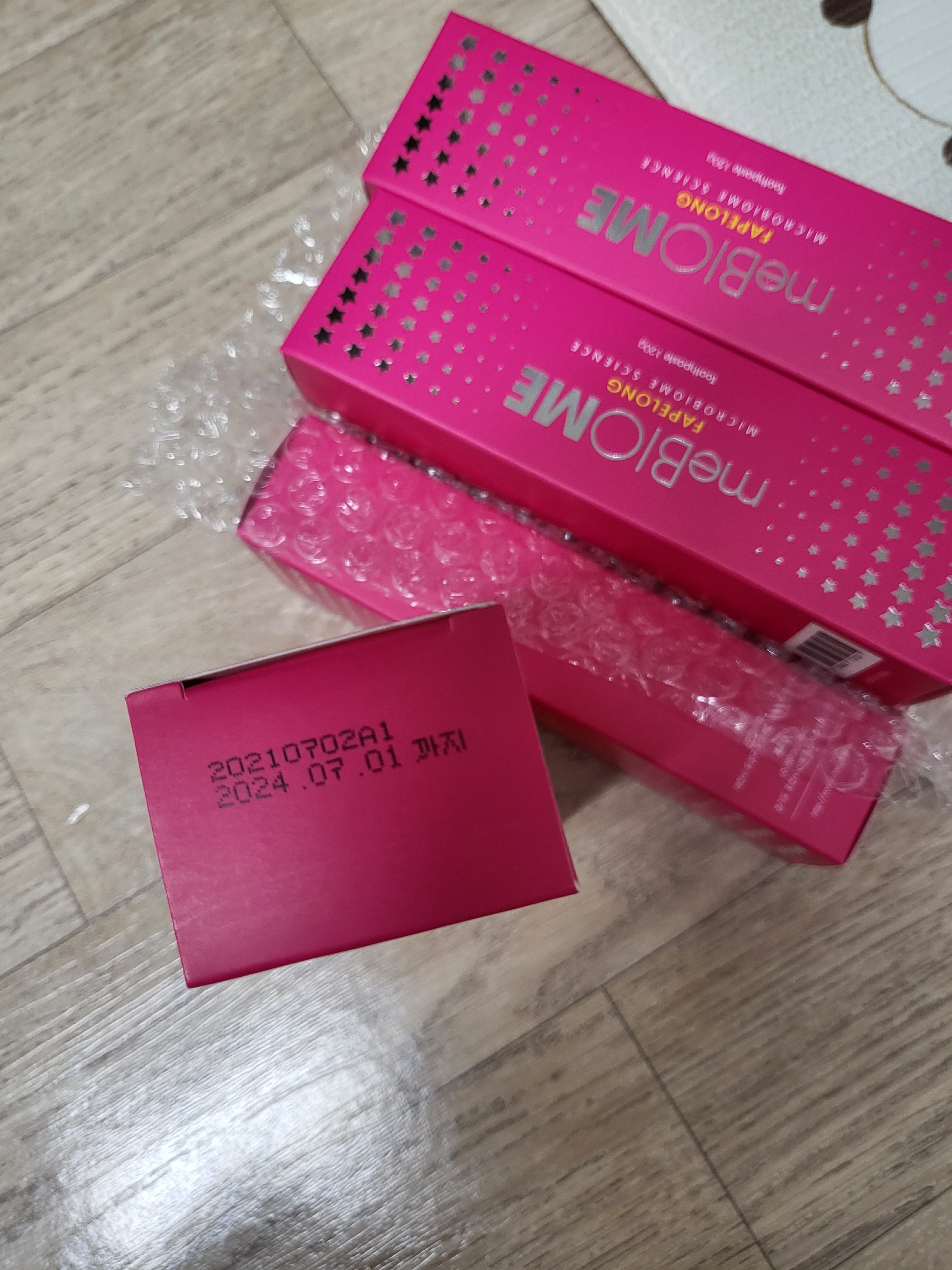 SmartStore review media