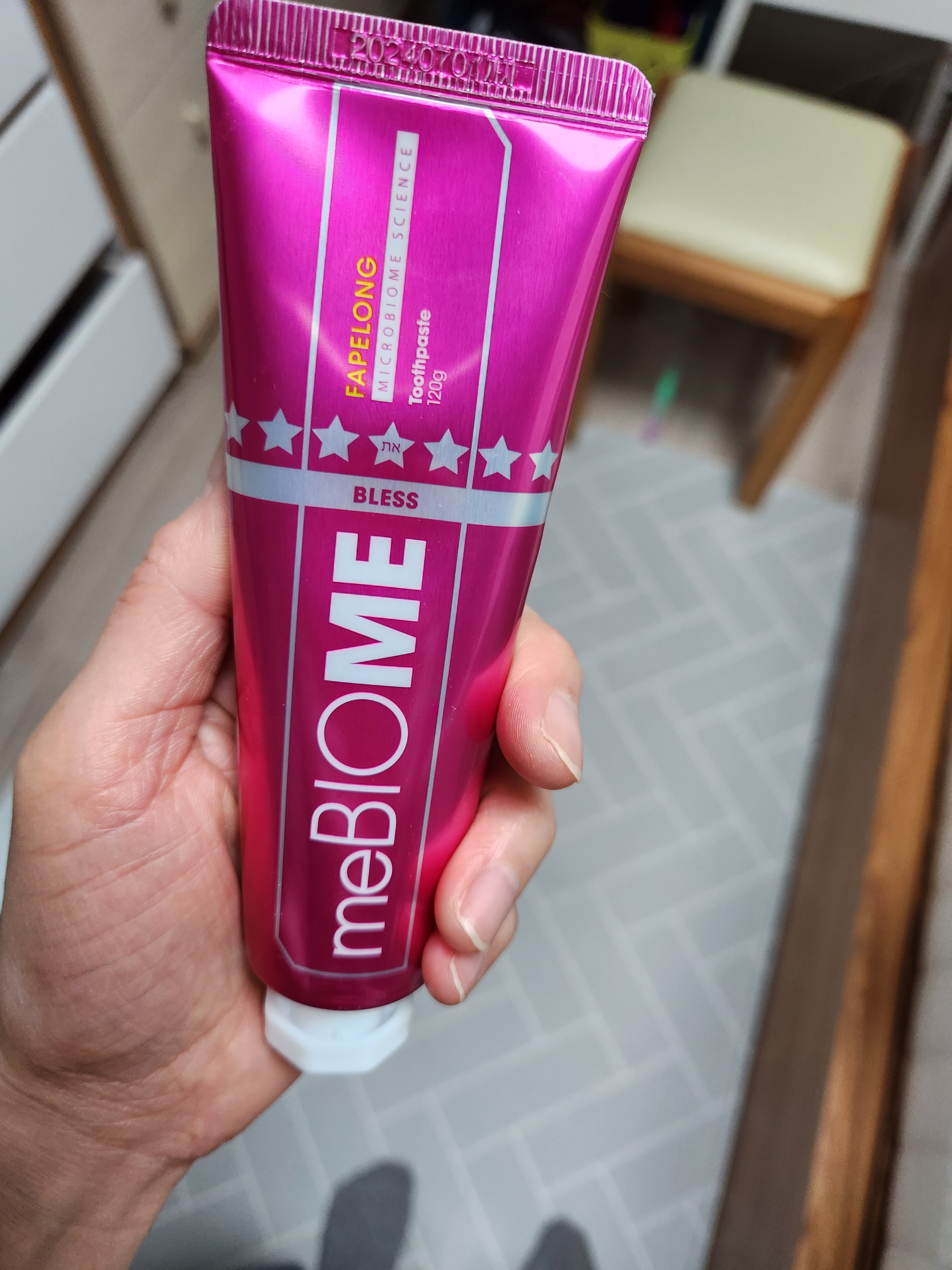 SmartStore review media