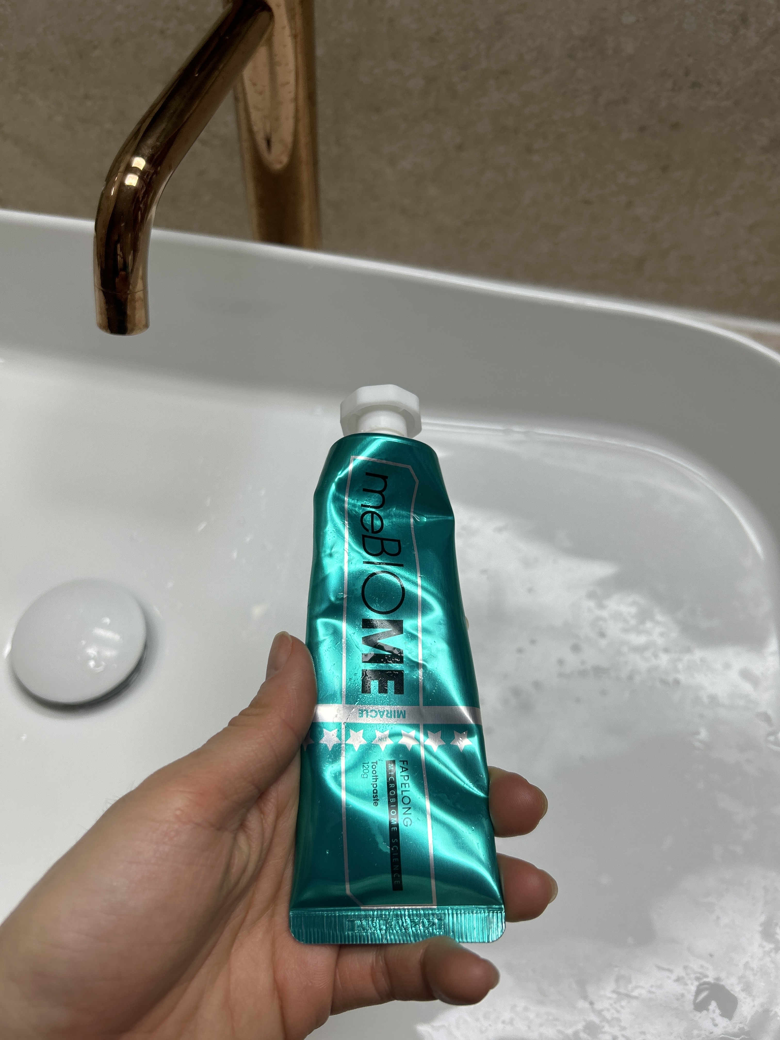 SmartStore review media
