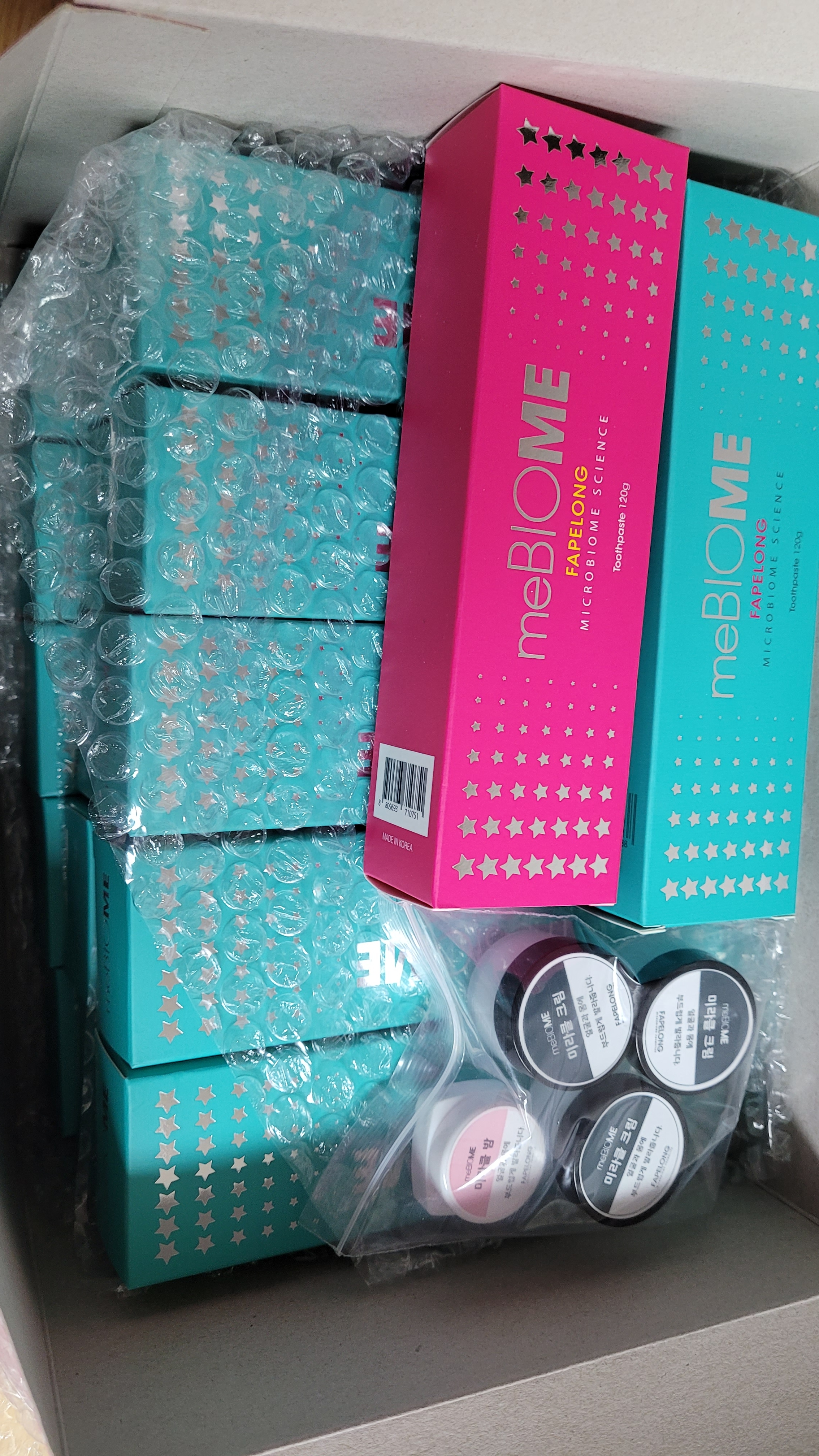 SmartStore review media