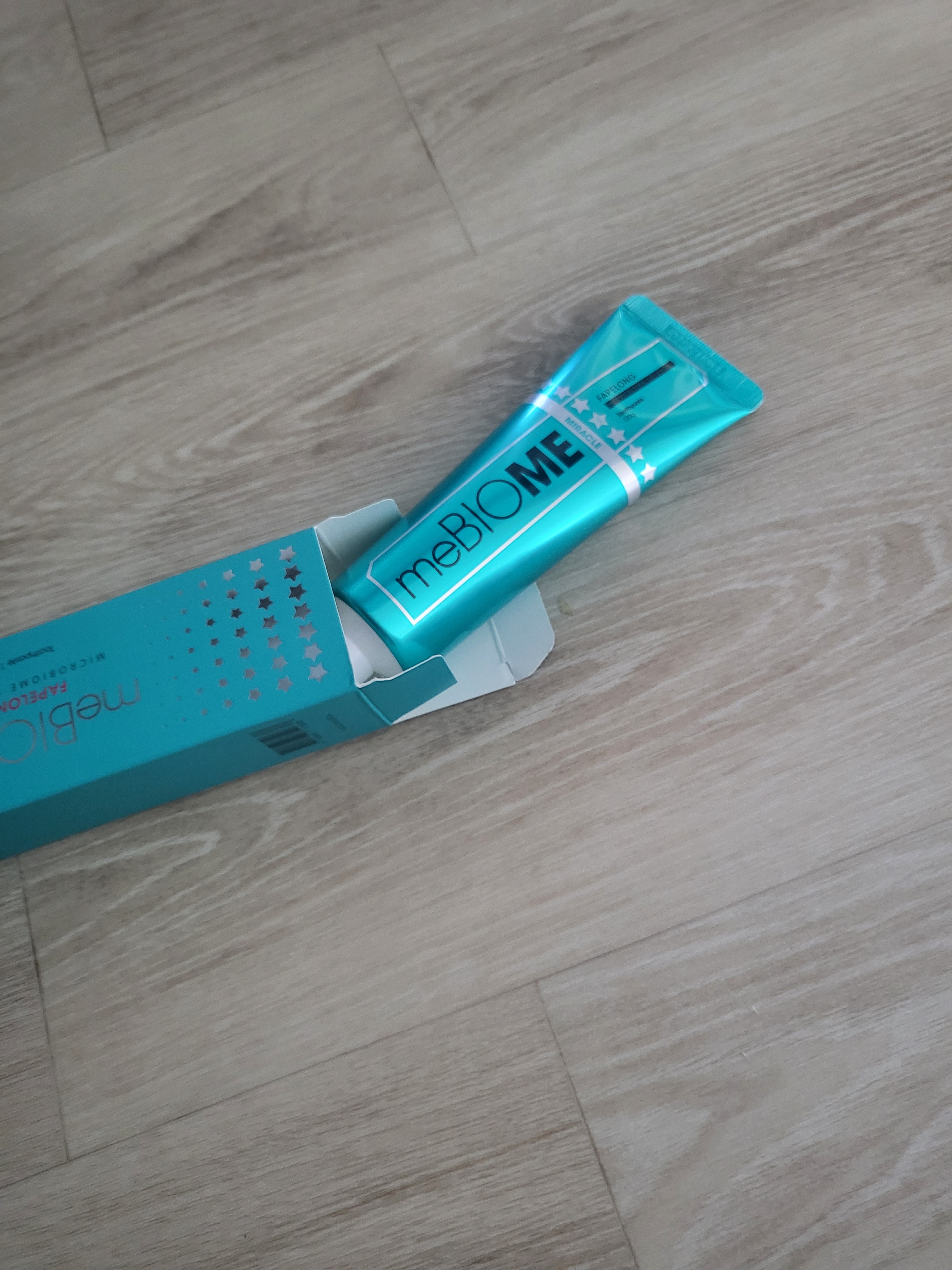 SmartStore review media