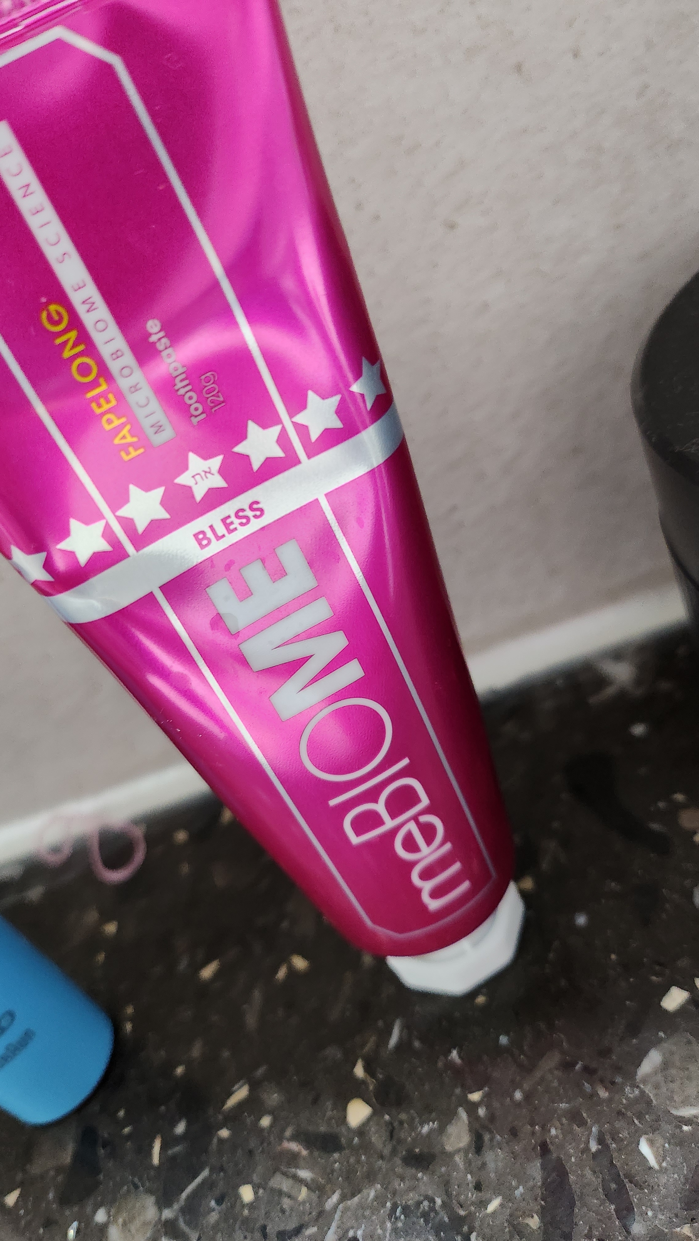 SmartStore review media
