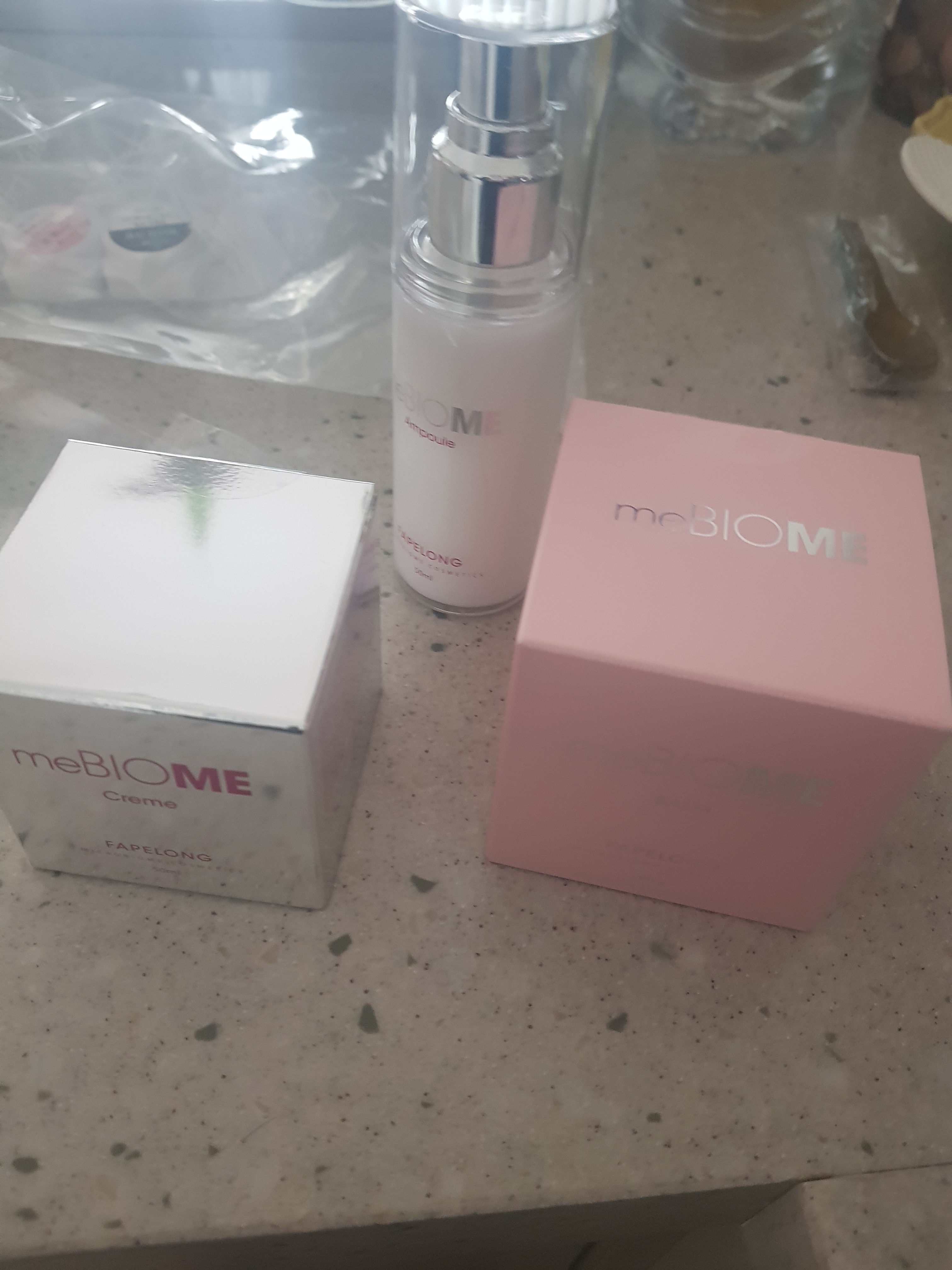 SmartStore review media