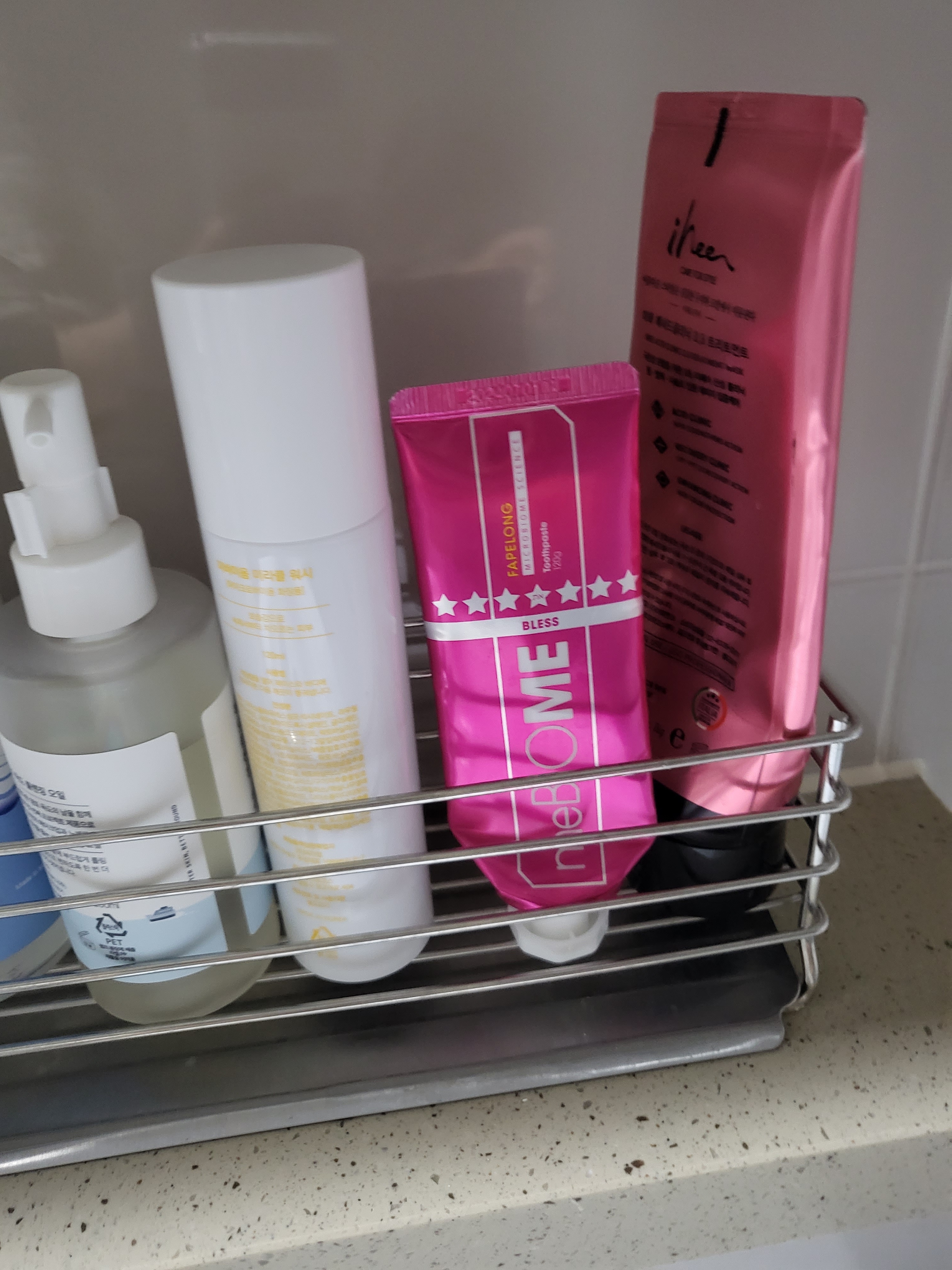SmartStore review media