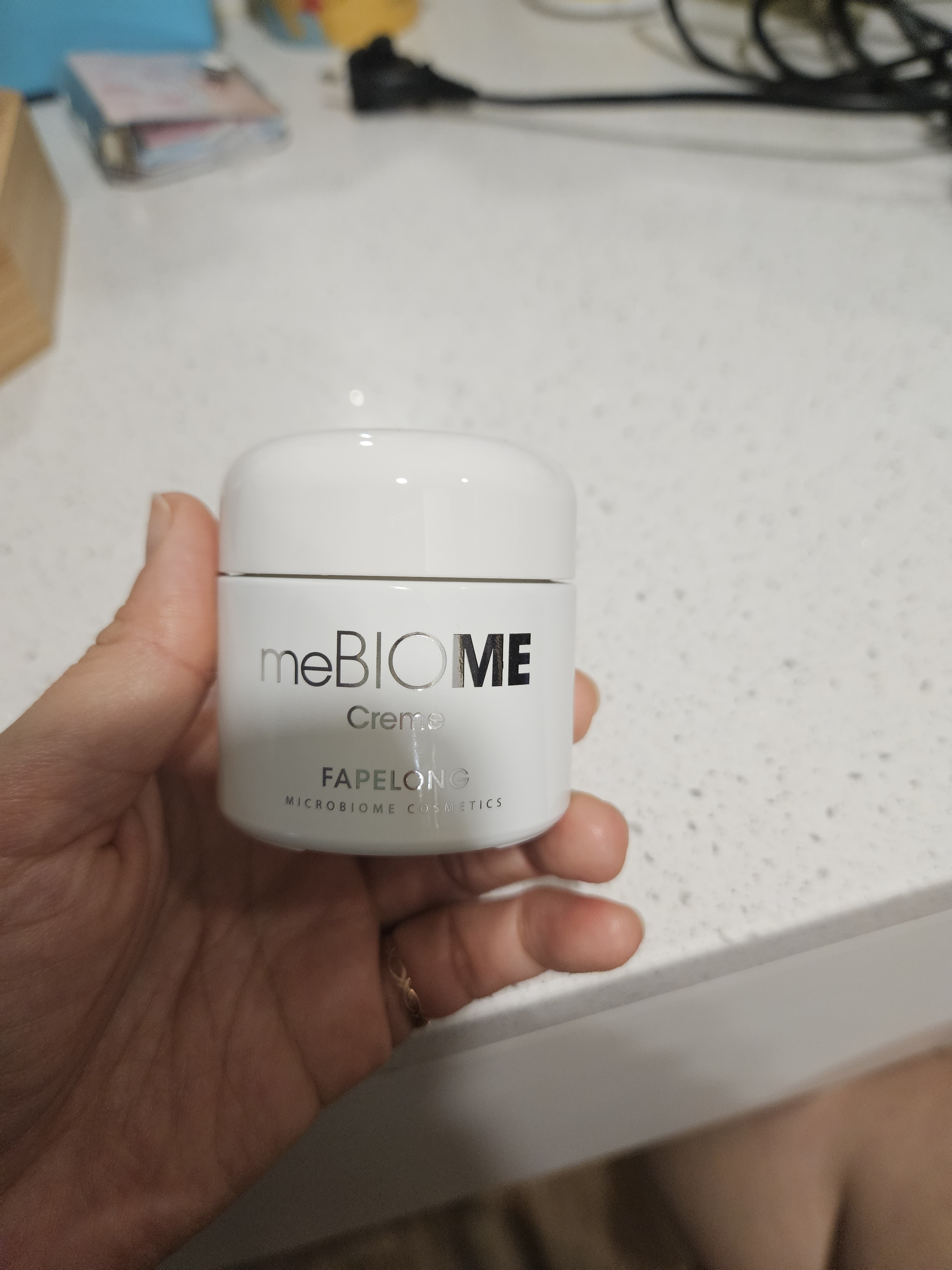 SmartStore review media