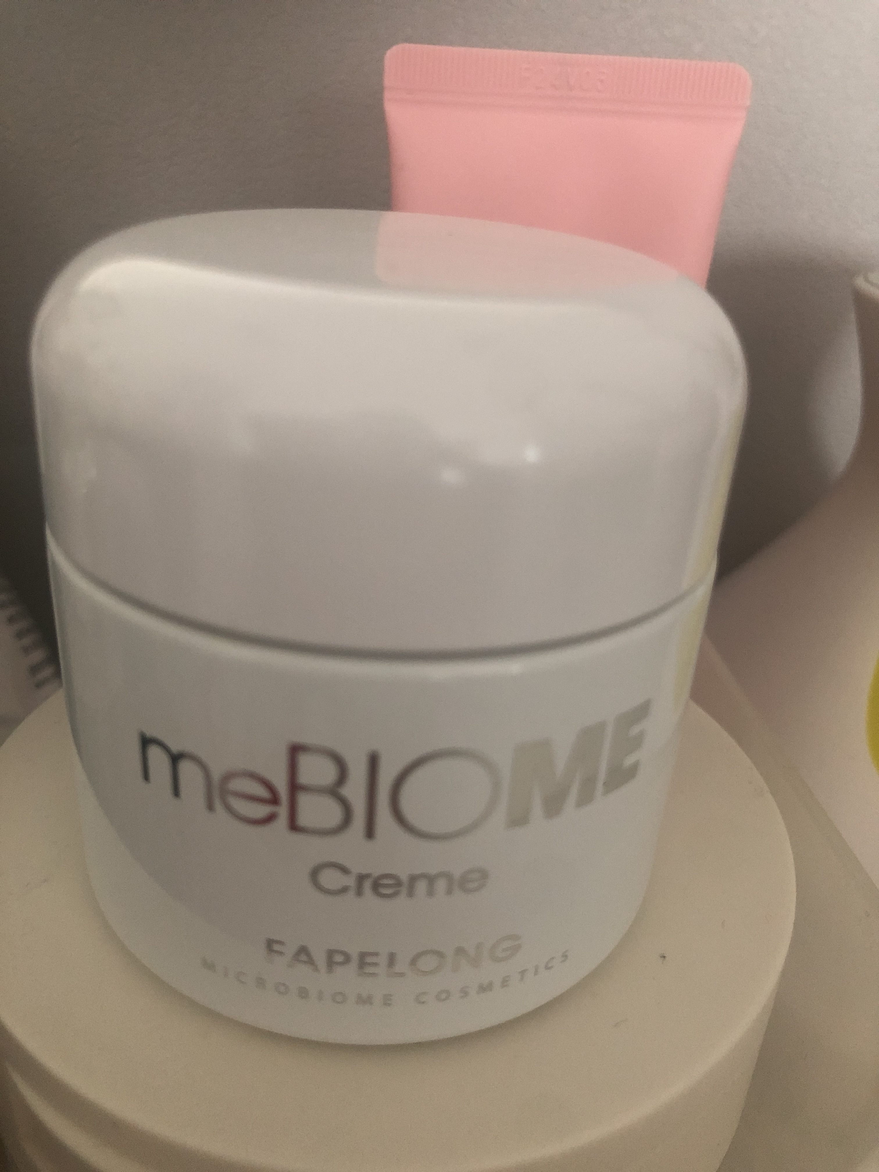 SmartStore review media