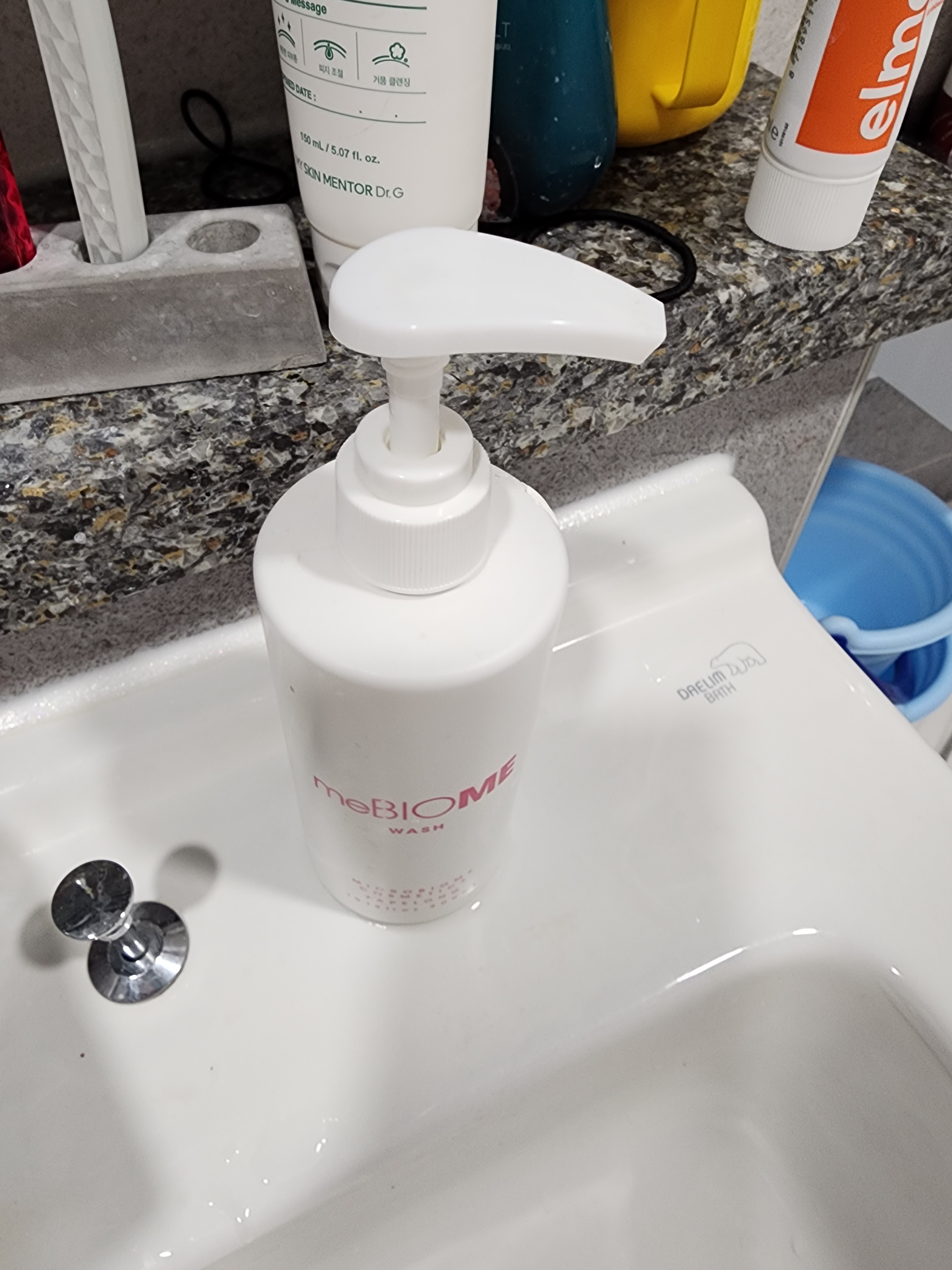 SmartStore review media