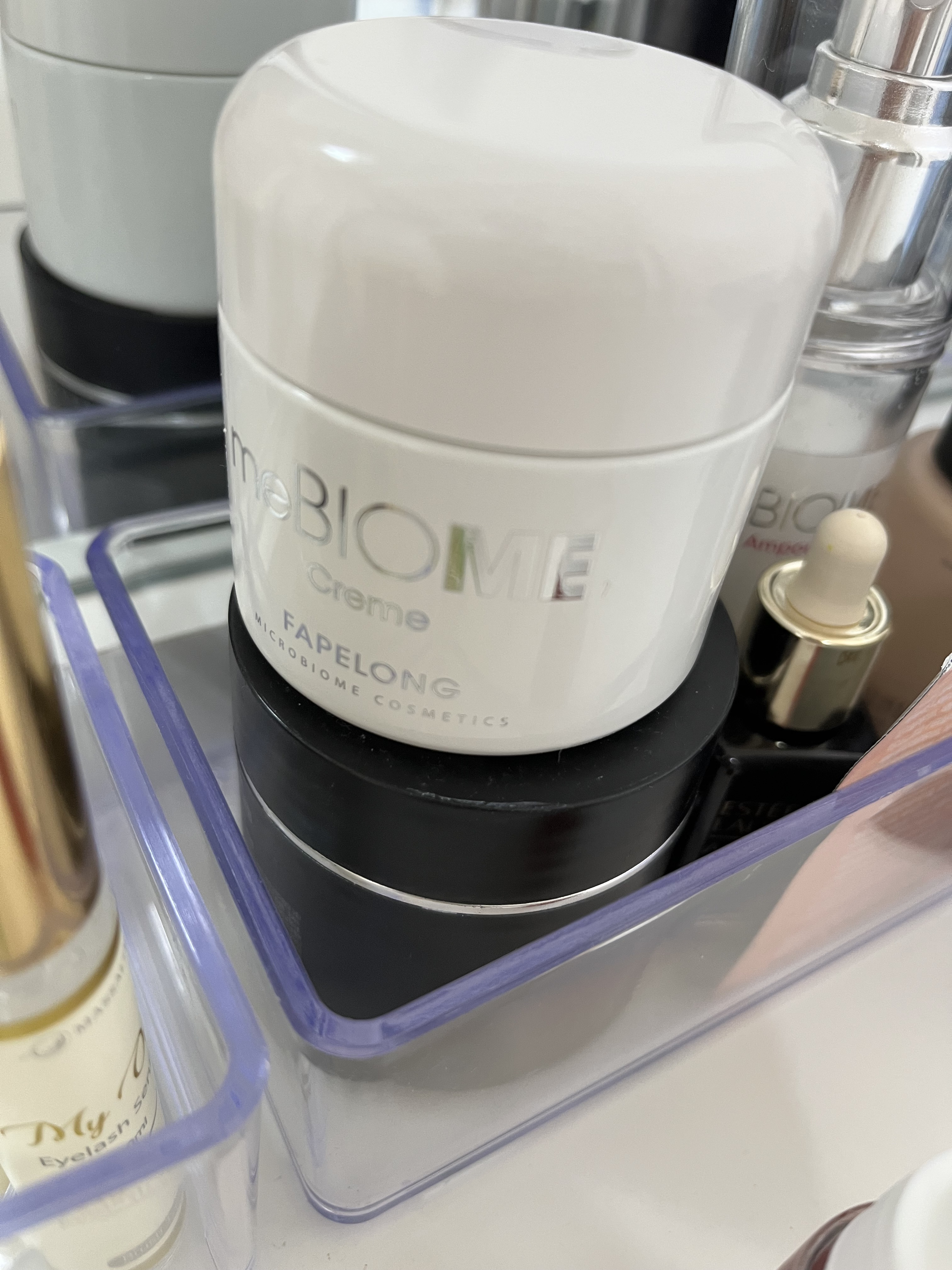 SmartStore review media