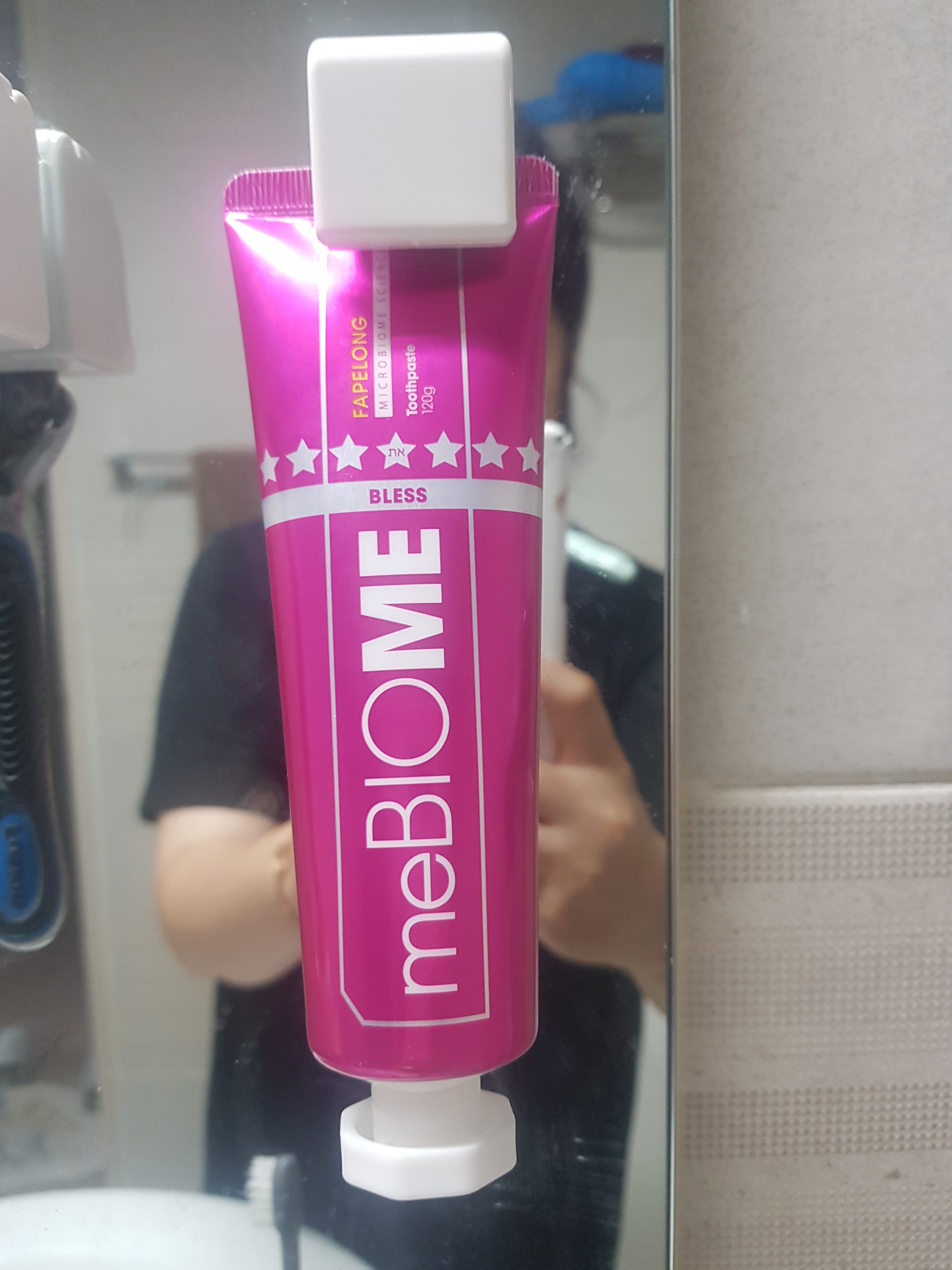 SmartStore review media