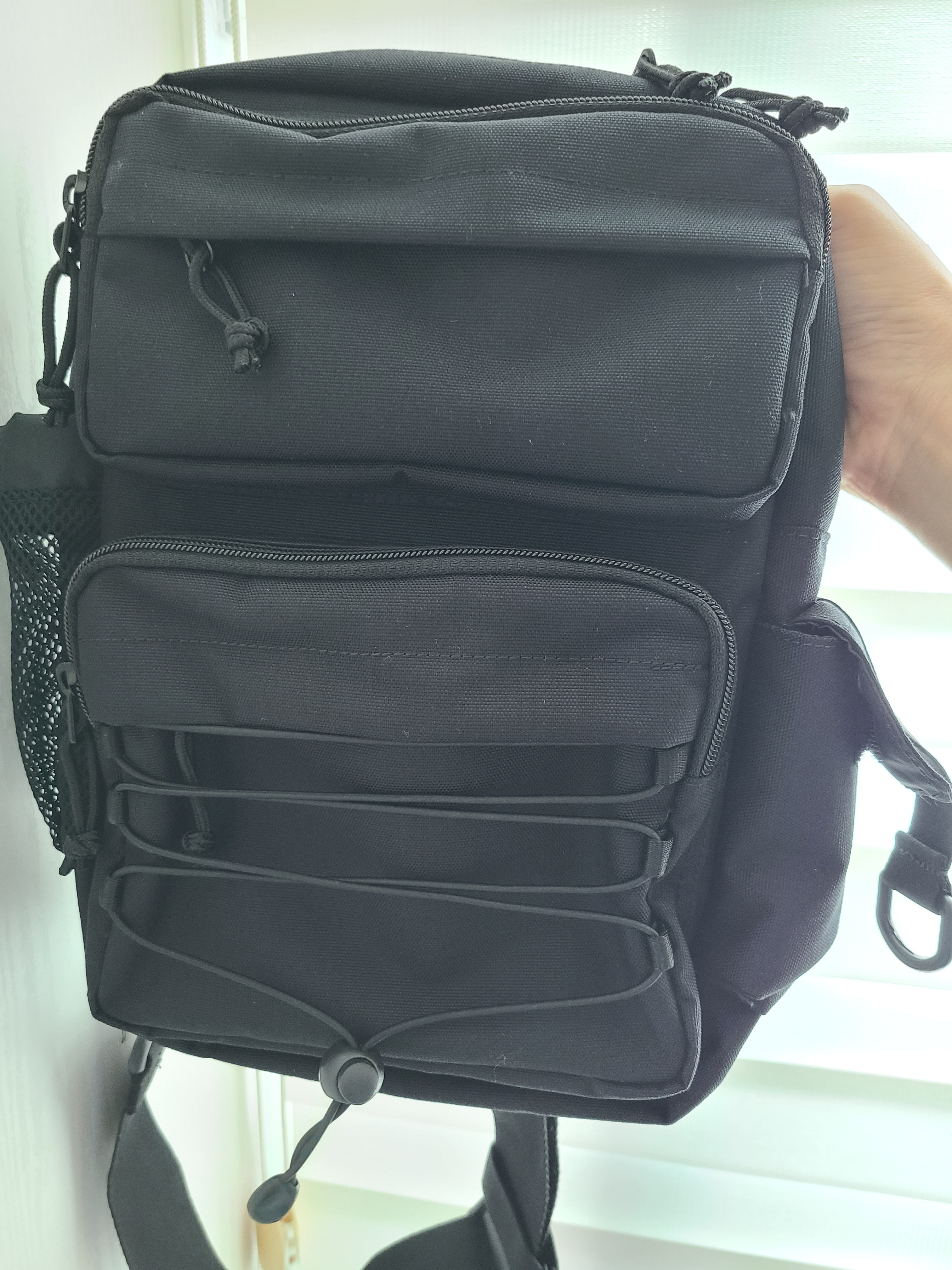 ☆PIECEMAKER☆ CORDURA TECH SLING BAG_all black Item PIECEMAKER CORDURA TECH SLING BAG (ALL BLACK) | GVG