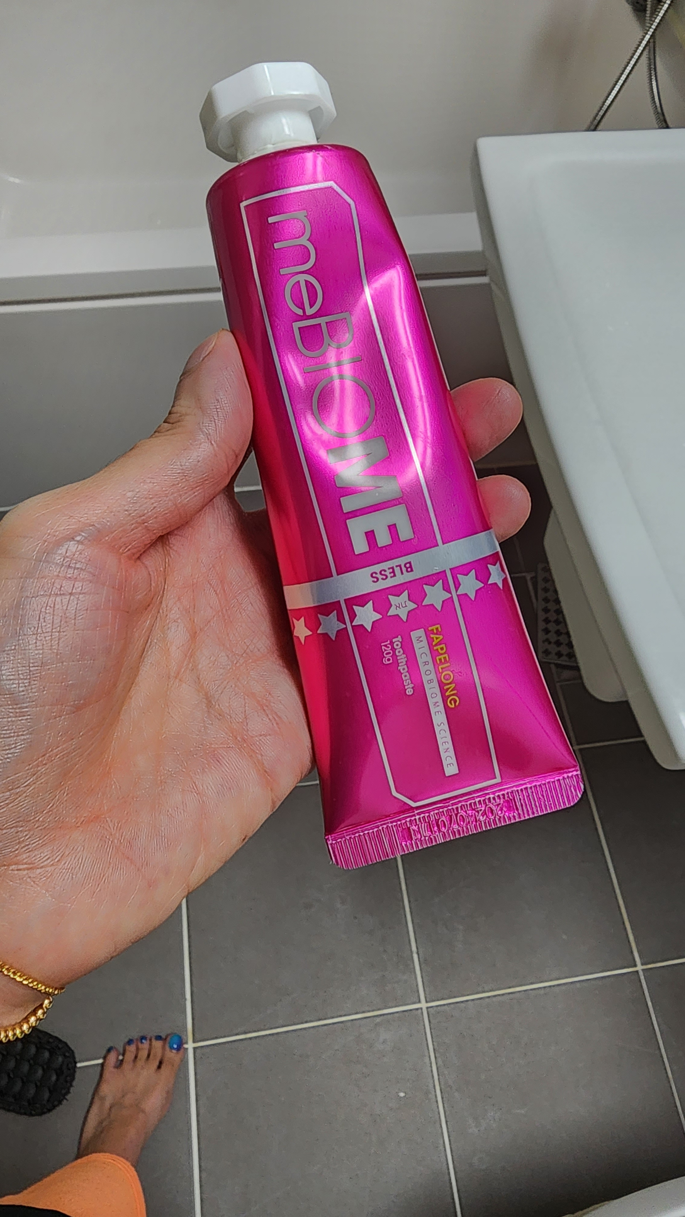 SmartStore review media