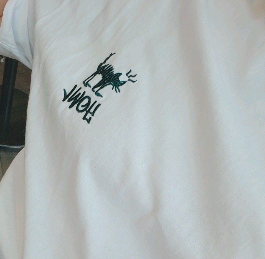 Item CPGN 16 YOWL CAT Embroidery Short Sleeve T-shirt White