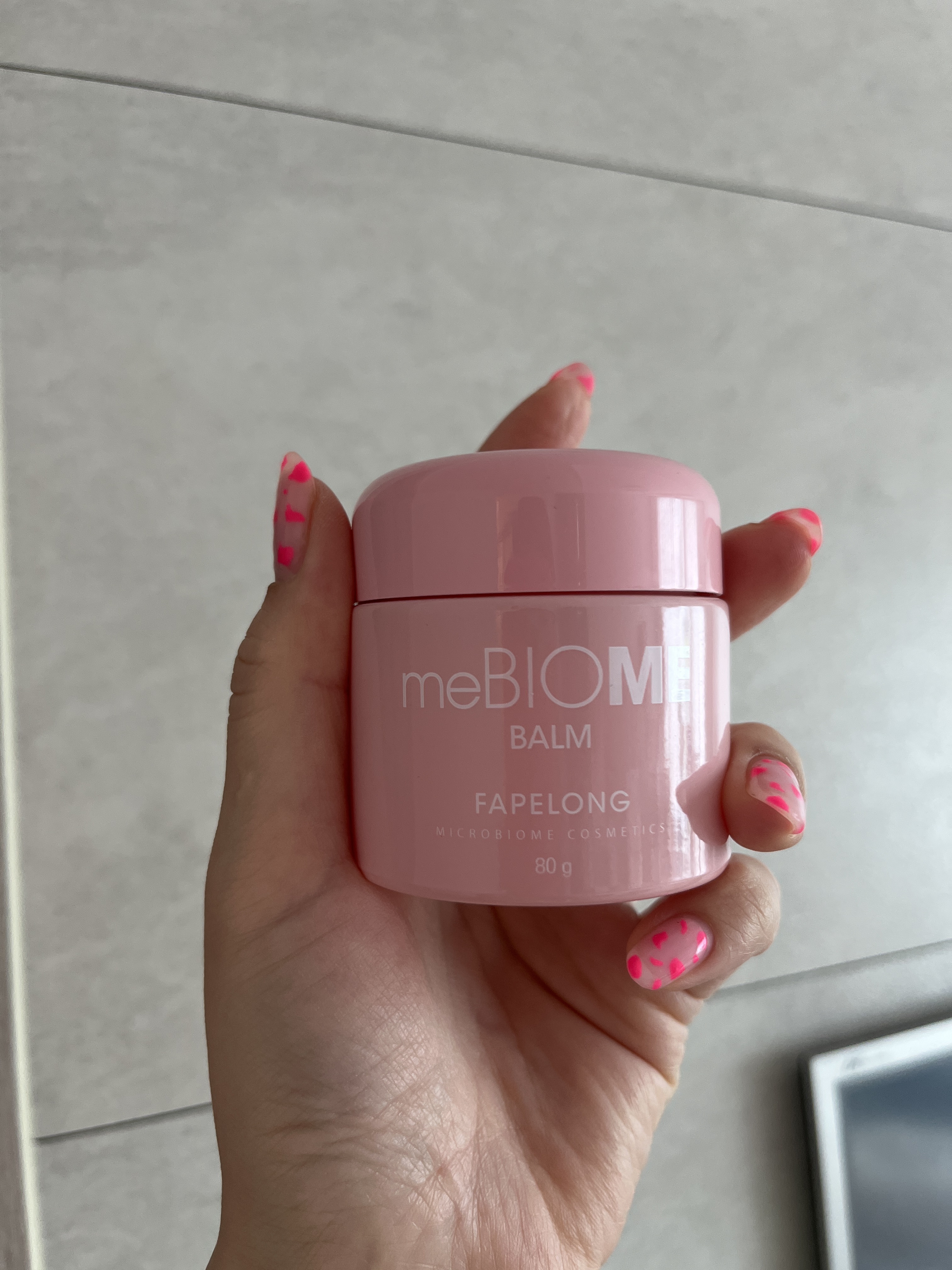 SmartStore review media