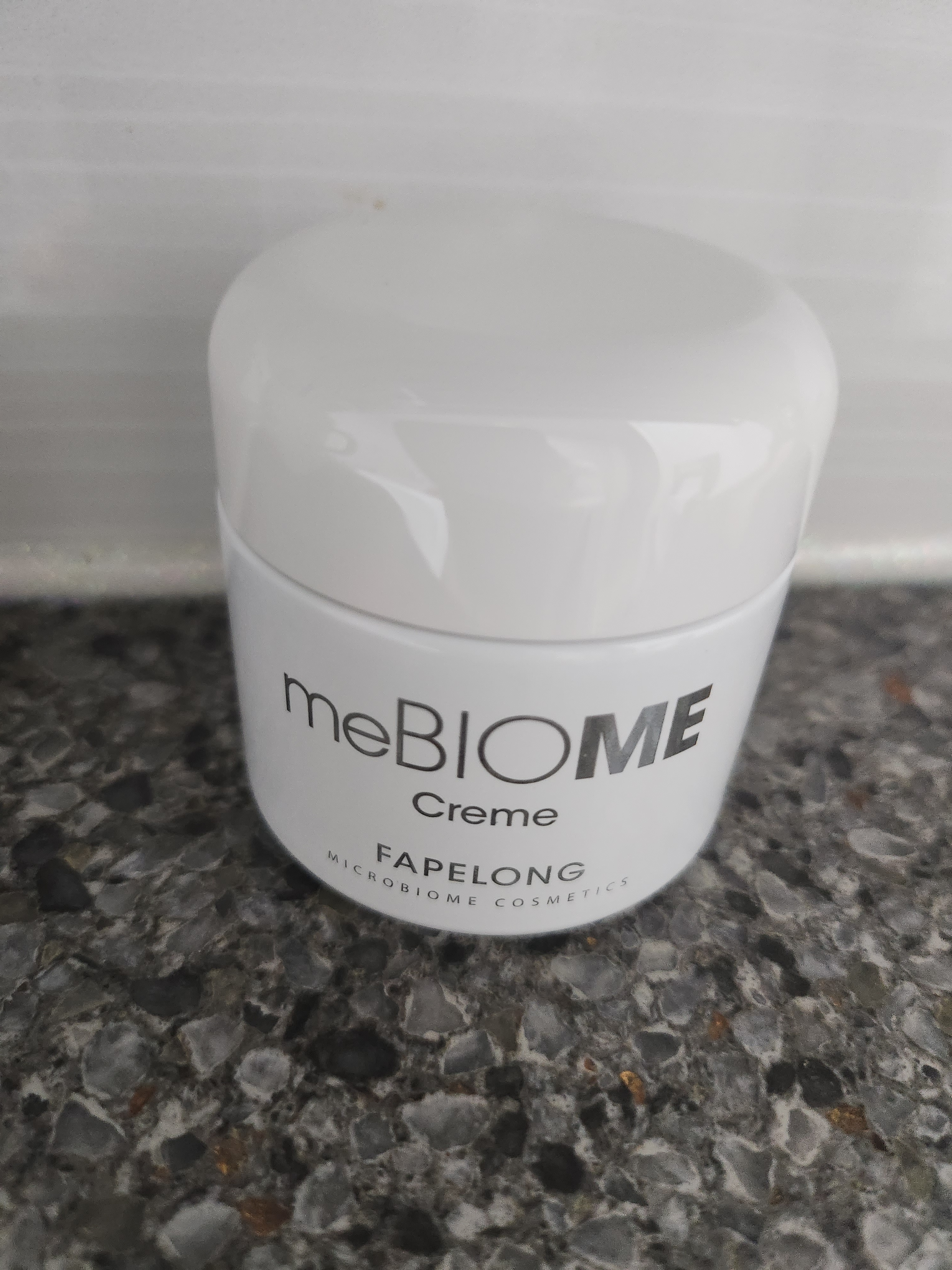 SmartStore review media