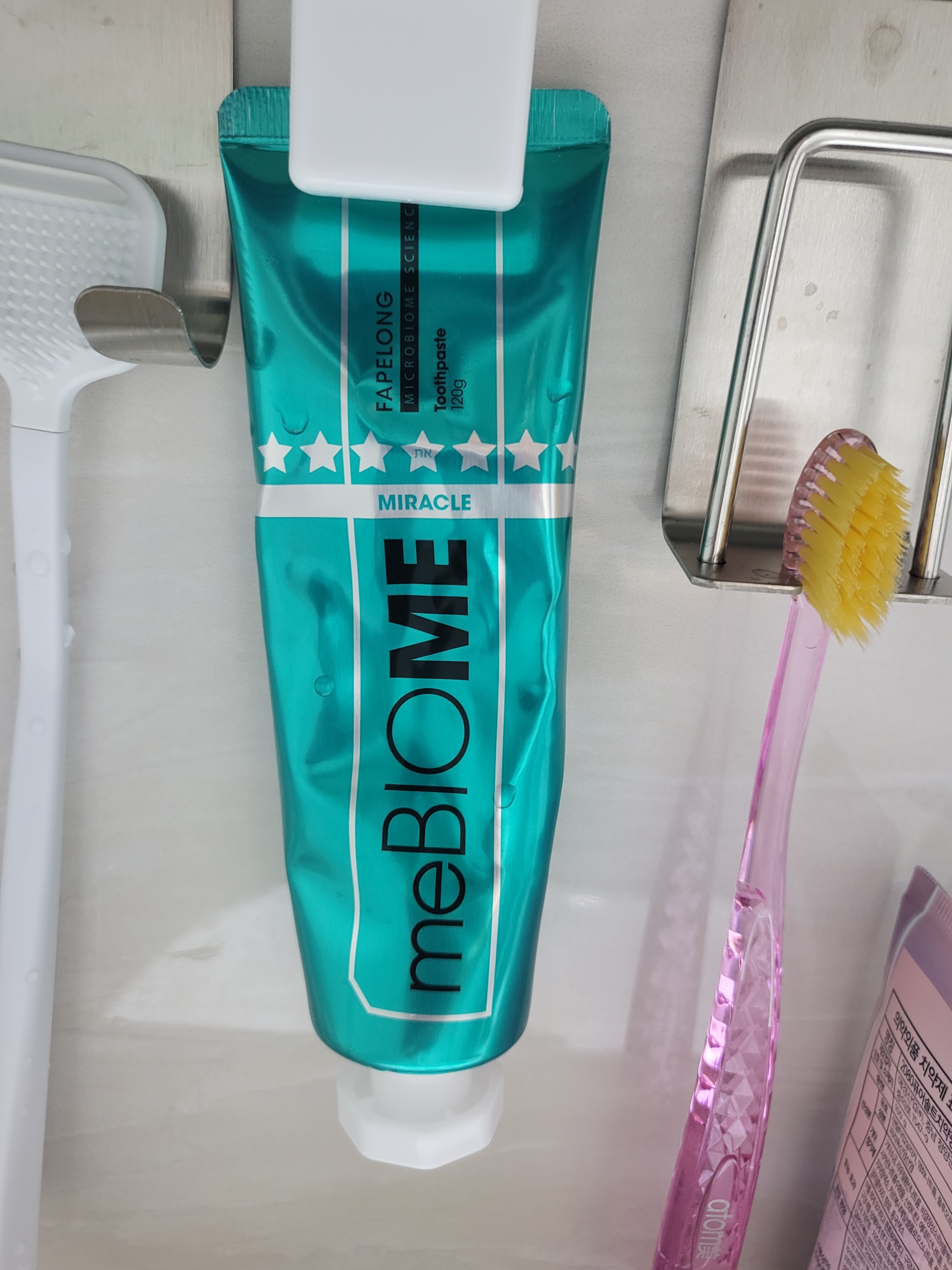 SmartStore review media